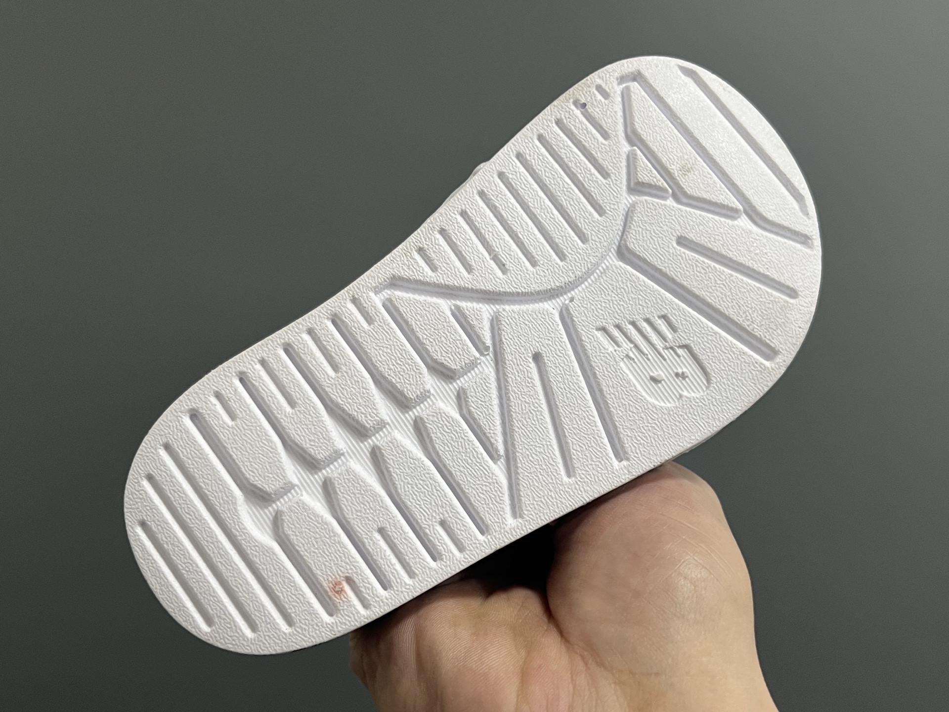 图片[5]-牛B小可爱儿童凉拖鞋 尺码：22-29码 海边度假必备🏝️ 精致细节做工 两穿凉鞋，超级实穿👍🏻 推荐get✔️-选品中心