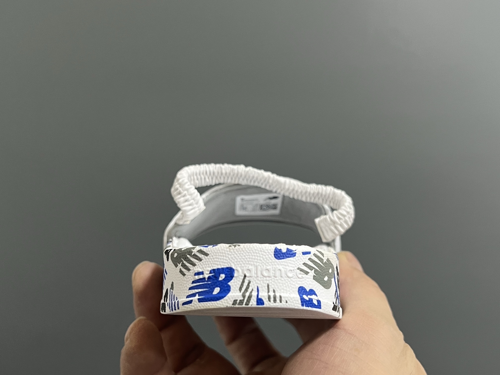 图片[6]-牛B小可爱儿童凉拖鞋 尺码：22-29码 海边度假必备🏝️ 精致细节做工 两穿凉鞋，超级实穿👍🏻 推荐get✔️-选品中心