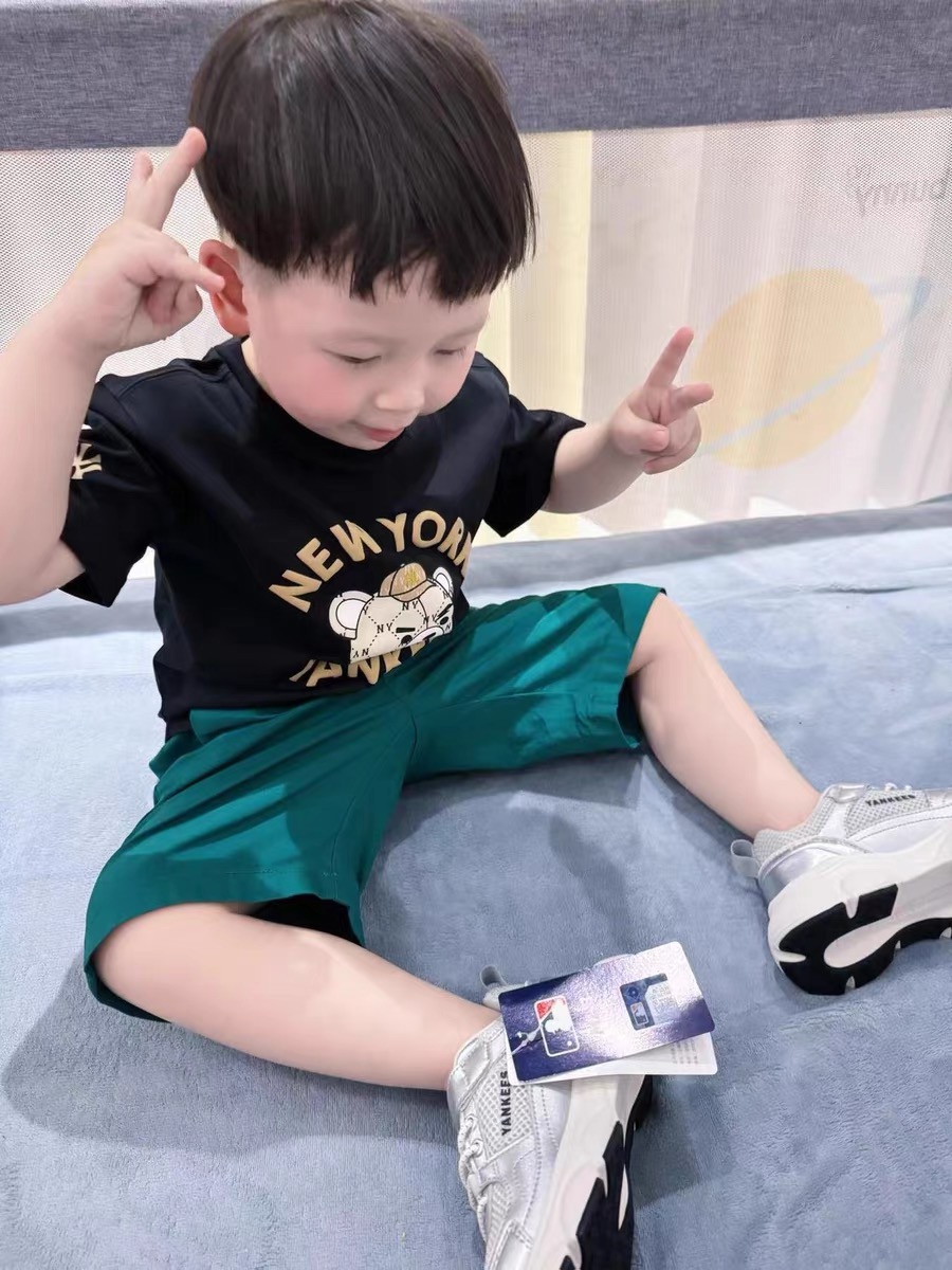 图片[7]-M家春夏新款网面儿童魔术贴运动鞋 尺码：26-37码 经典MLB系列🆕 透气性网面设计，舒适不闷脚☁️ 魔术贴➕松紧带设计，穿脱方便✌🏻 橡胶耐磨防滑大底，脚感超赞👍🏻-选品中心