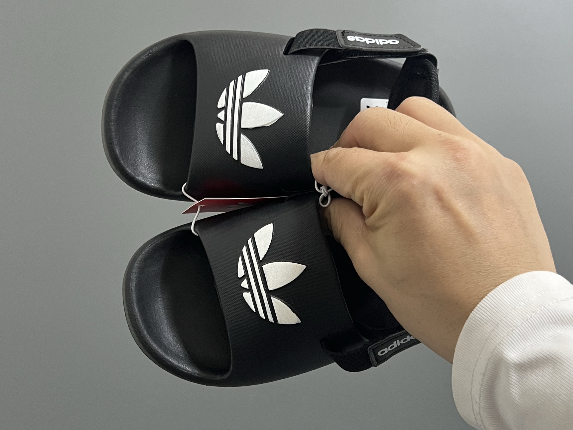 NO:211081,AD sandals New two-wear children's sandals SIZE24-35 size summer two-wear sandals, super practical wear exquisite details, recommended get, slippers, sandals, sandals, slippers,19860909AD凉鞋 新款两穿儿童凉拖鞋 SIZE24-35码 夏天来咯 两穿款凉拖鞋,超级实穿 精致细节做工,推荐get,拖鞋，凉鞋,sandals,slippers,,Children's