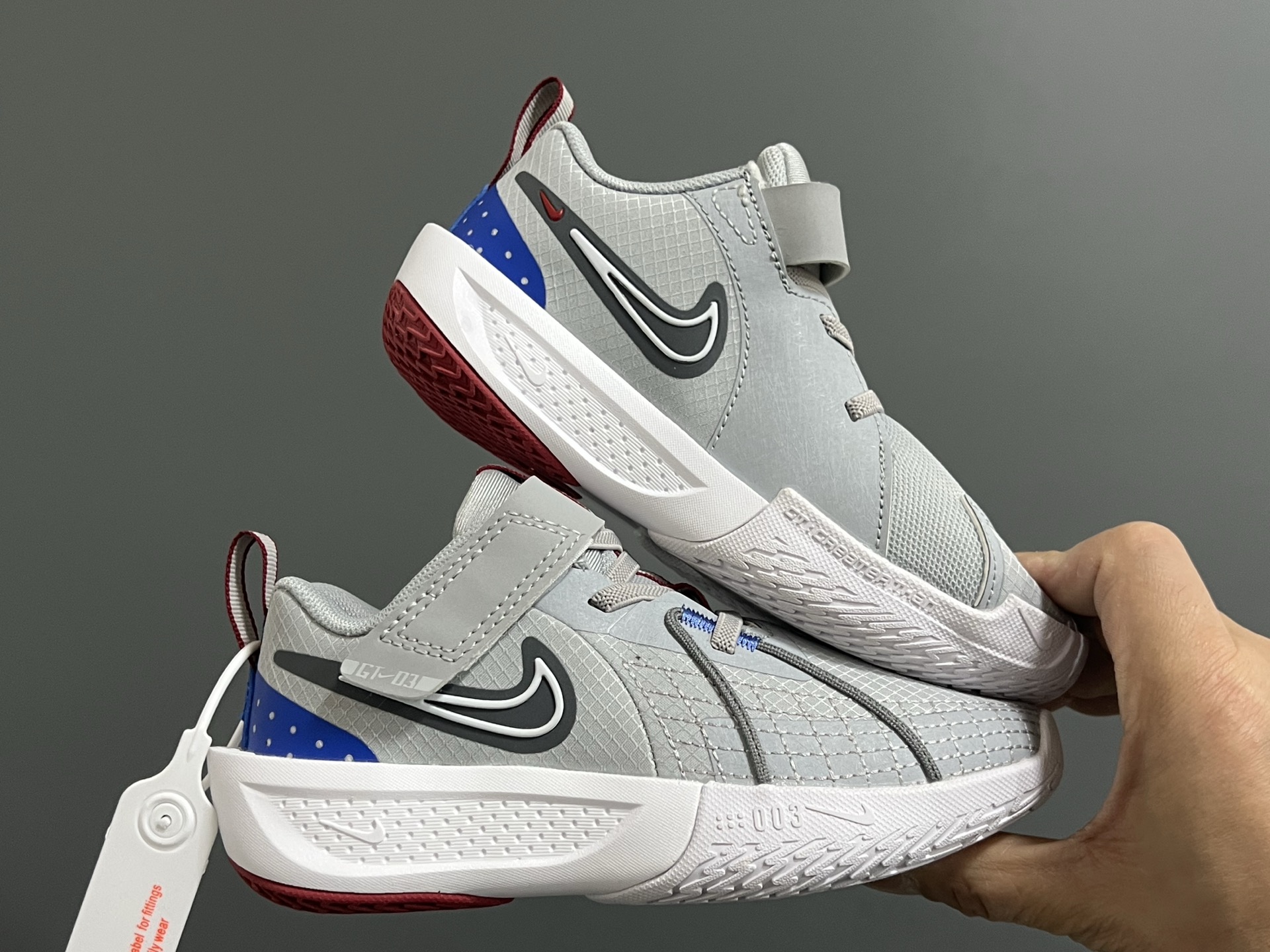 图片[9]-NK新款GT-3魔术贴儿童篮球运动鞋 尺码：26-37.5码 优质新款实战篮球鞋🏀 魔术贴设计，穿脱方便✌🏻 橡胶耐磨防滑大底，脚感超赞👍🏻 清新配色，穿搭超时髦✨-选品中心