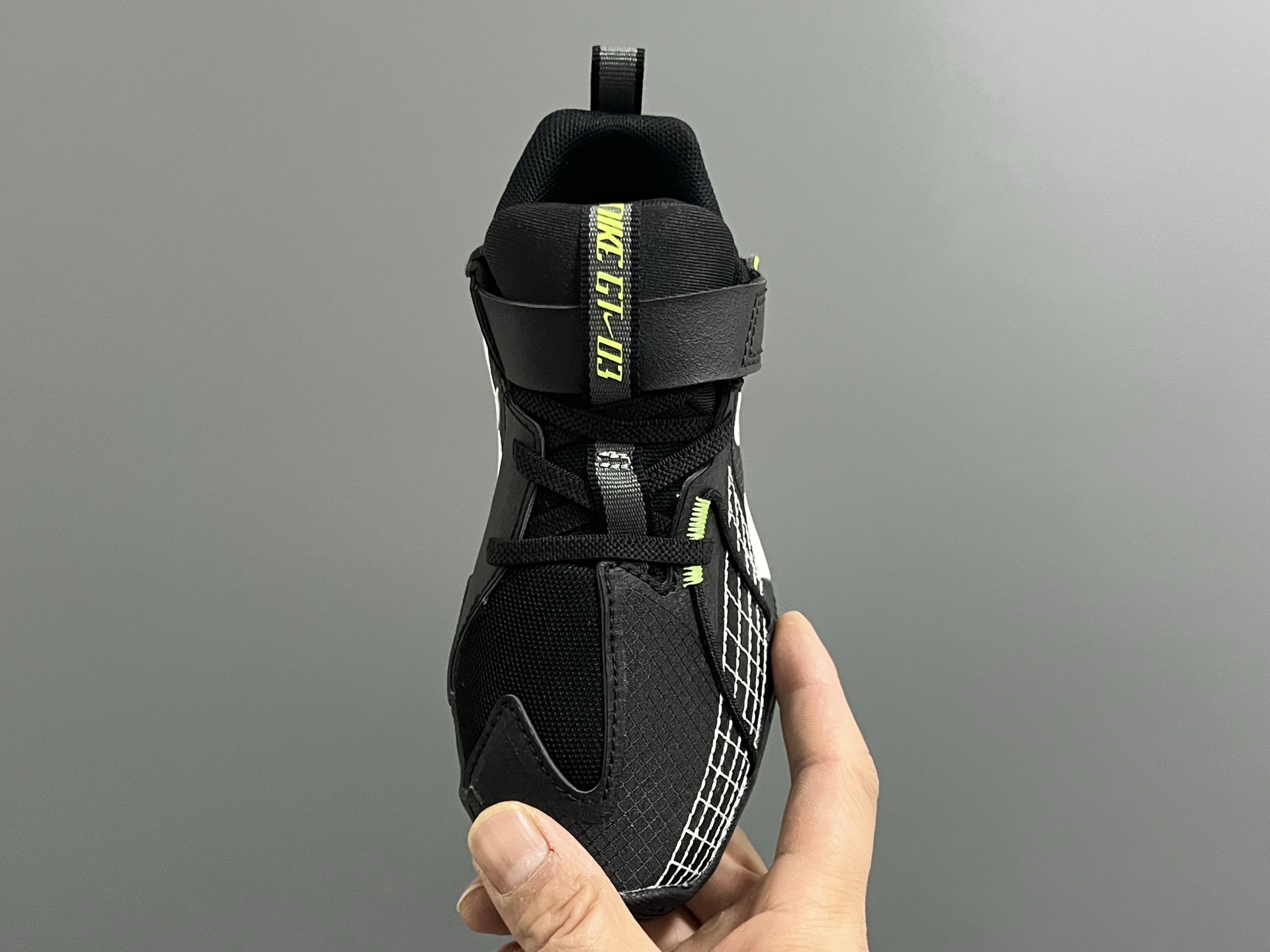 图片[8]-NK新款GT-3魔术贴儿童篮球运动鞋 尺码：26-37.5码 优质新款实战篮球鞋🏀 魔术贴设计，穿脱方便✌🏻 橡胶耐磨防滑大底，脚感超赞👍🏻 清新配色，穿搭超时髦✨-选品中心