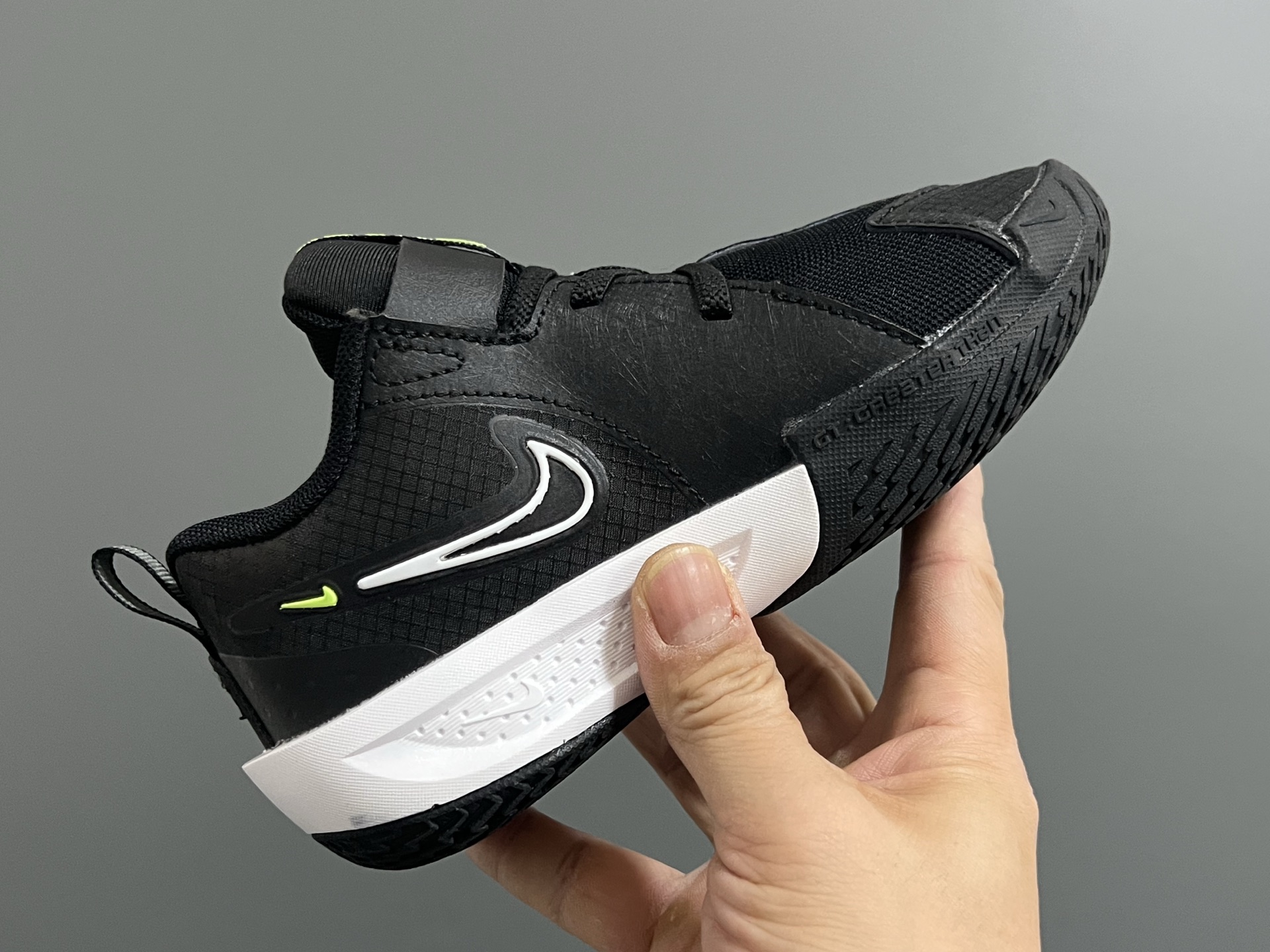 图片[5]-NK新款GT-3魔术贴儿童篮球运动鞋 尺码：26-37.5码 优质新款实战篮球鞋🏀 魔术贴设计，穿脱方便✌🏻 橡胶耐磨防滑大底，脚感超赞👍🏻 清新配色，穿搭超时髦✨-选品中心