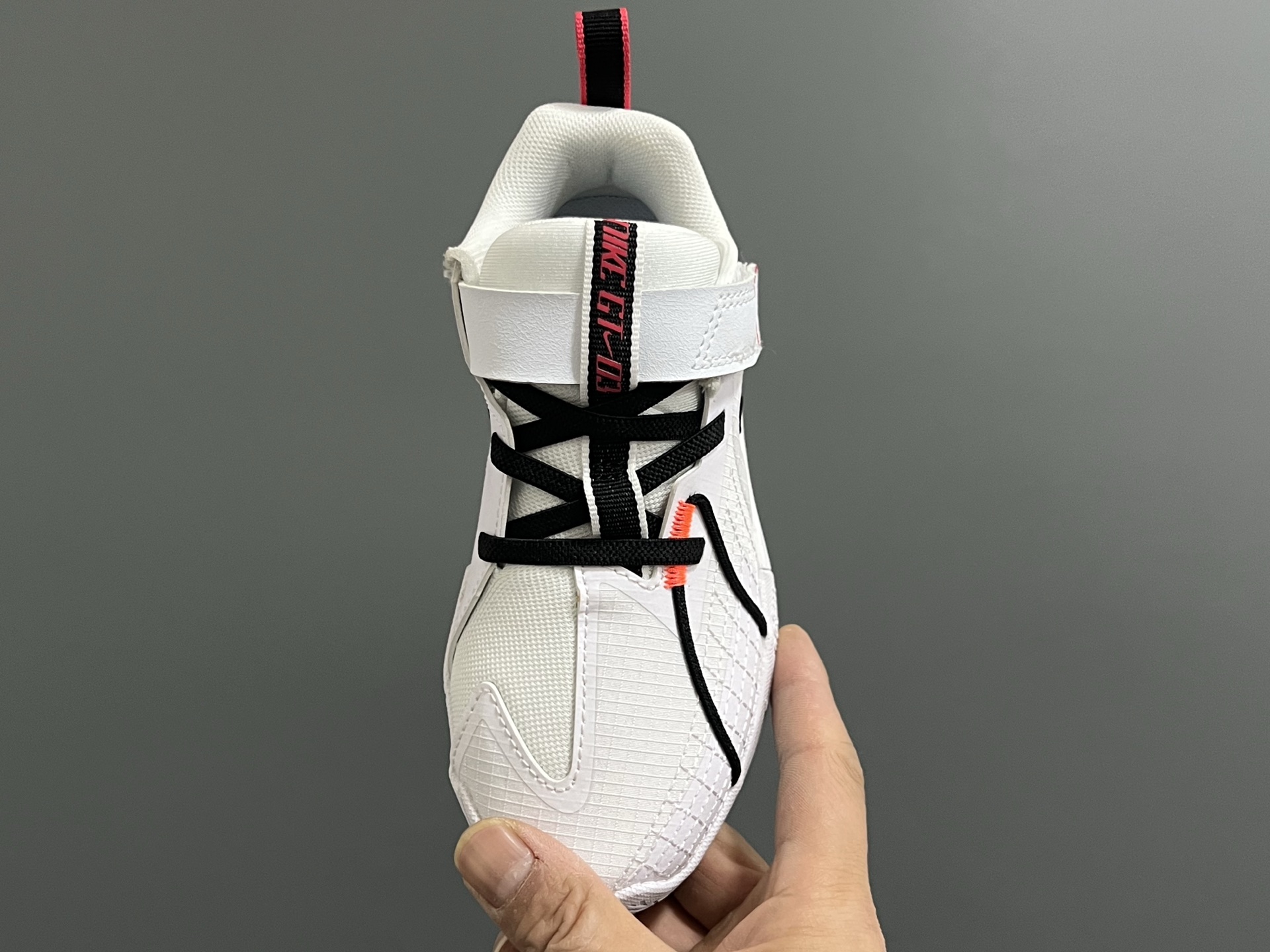 图片[8]-NK新款GT-3魔术贴儿童篮球运动鞋 尺码：26-37.5码 优质新款实战篮球鞋🏀 魔术贴设计，穿脱方便✌🏻 橡胶耐磨防滑大底，脚感超赞👍🏻 清新配色，穿搭超时髦✨-选品中心