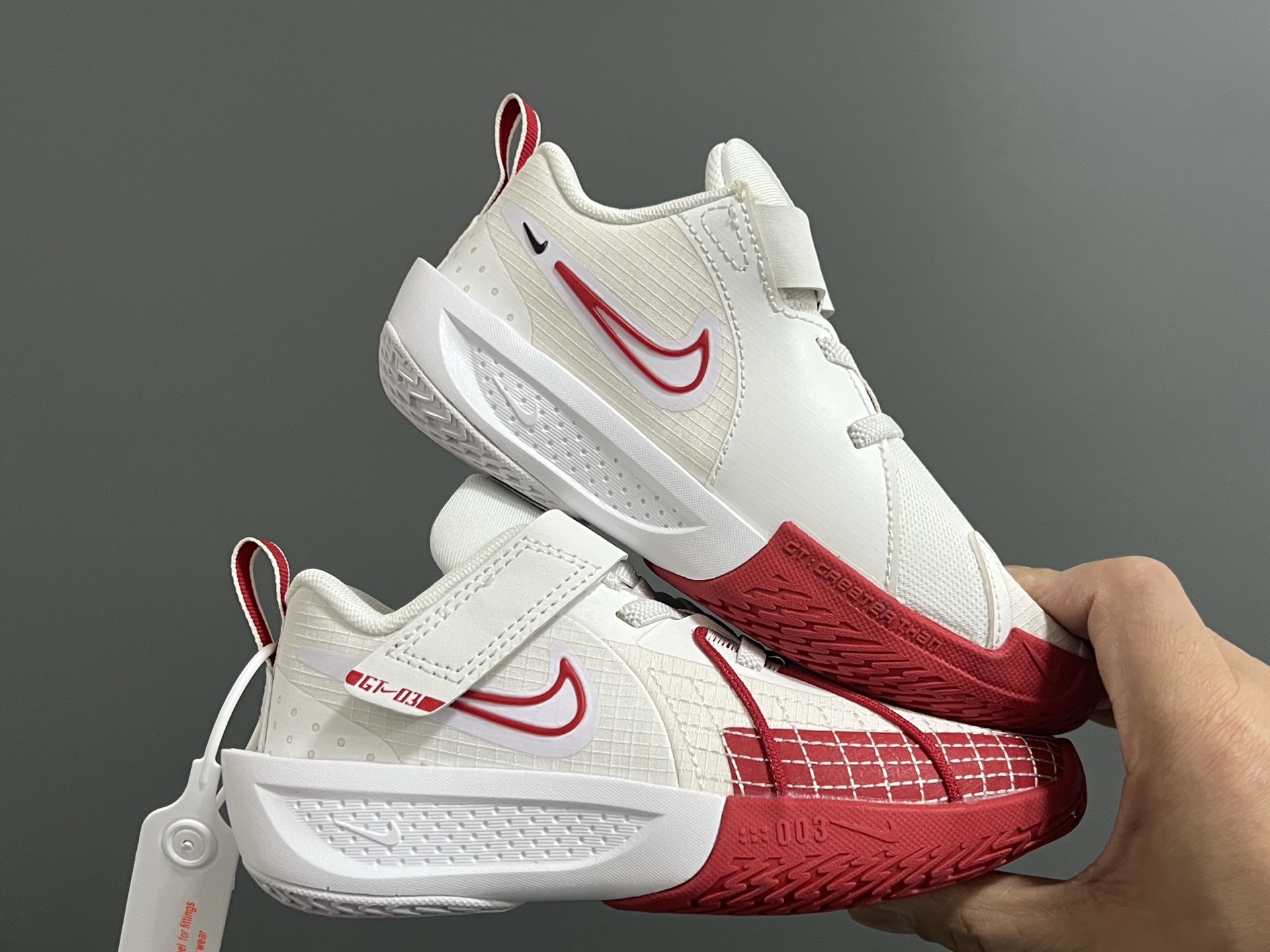 图片[9]-NK新款GT-3魔术贴儿童篮球运动鞋 尺码：26-37.5码 优质新款实战篮球鞋🏀 魔术贴设计，穿脱方便✌🏻 橡胶耐磨防滑大底，脚感超赞👍🏻 清新配色，穿搭超时髦✨-选品中心