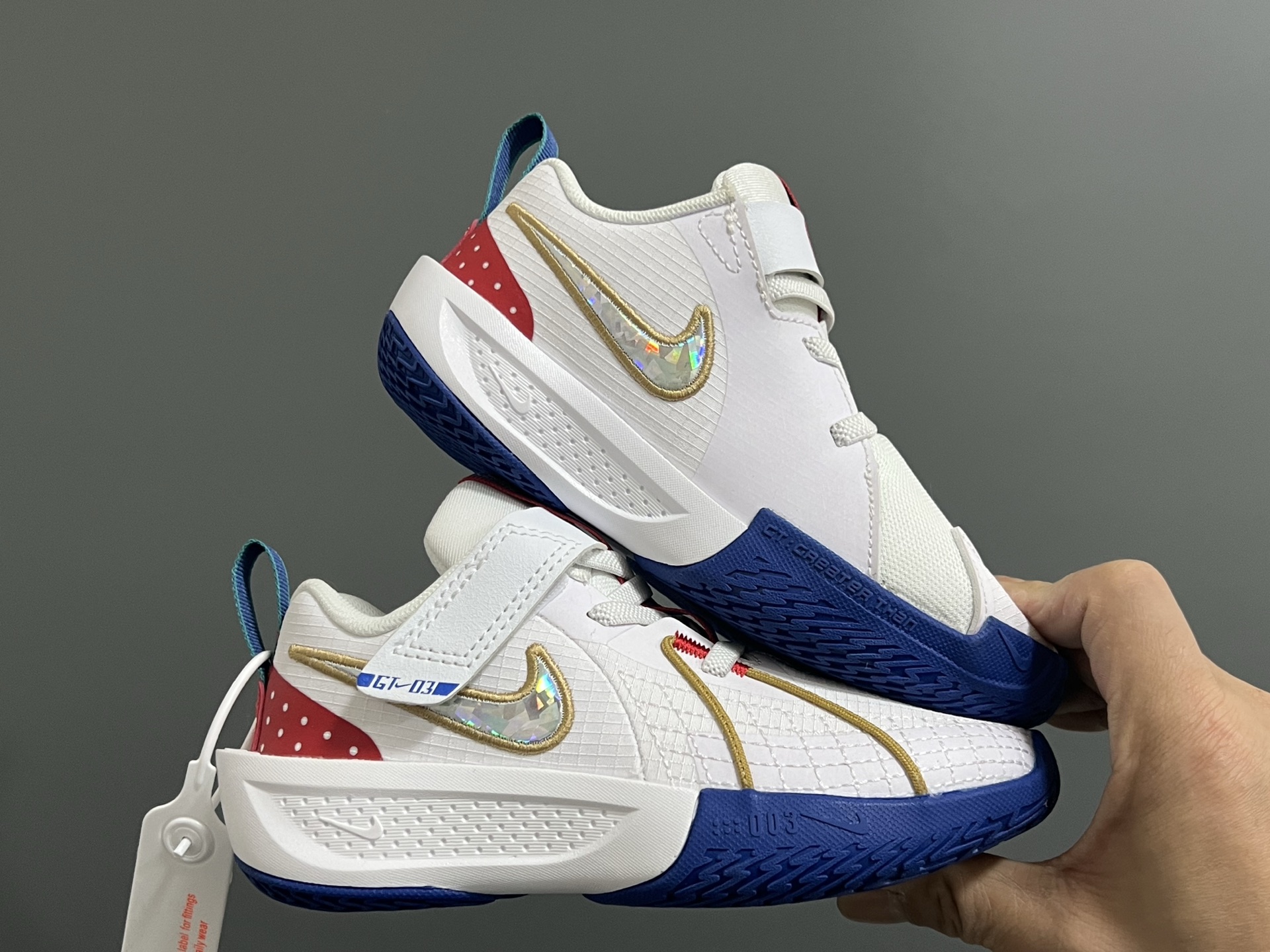 图片[9]-NK新款GT-3魔术贴儿童篮球运动鞋 尺码：26-37.5码 优质新款实战篮球鞋🏀 魔术贴设计，穿脱方便✌🏻 橡胶耐磨防滑大底，脚感超赞👍🏻 清新配色，穿搭超时髦✨-选品中心