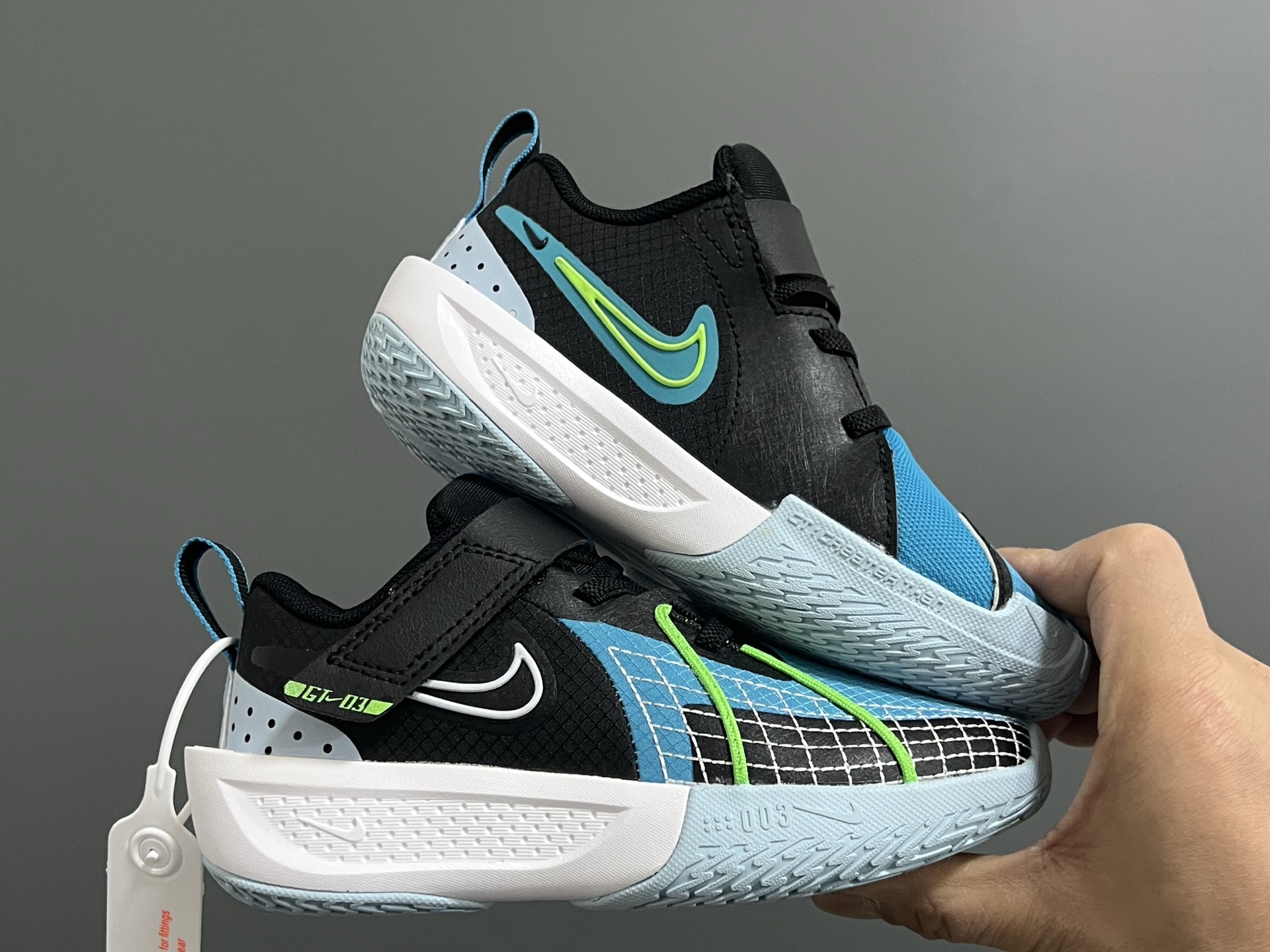 图片[9]-NK新款GT-3魔术贴儿童篮球运动鞋 尺码：26-37.5码 优质新款实战篮球鞋🏀 魔术贴设计，穿脱方便✌🏻 橡胶耐磨防滑大底，脚感超赞👍🏻 清新配色，穿搭超时髦✨-选品中心