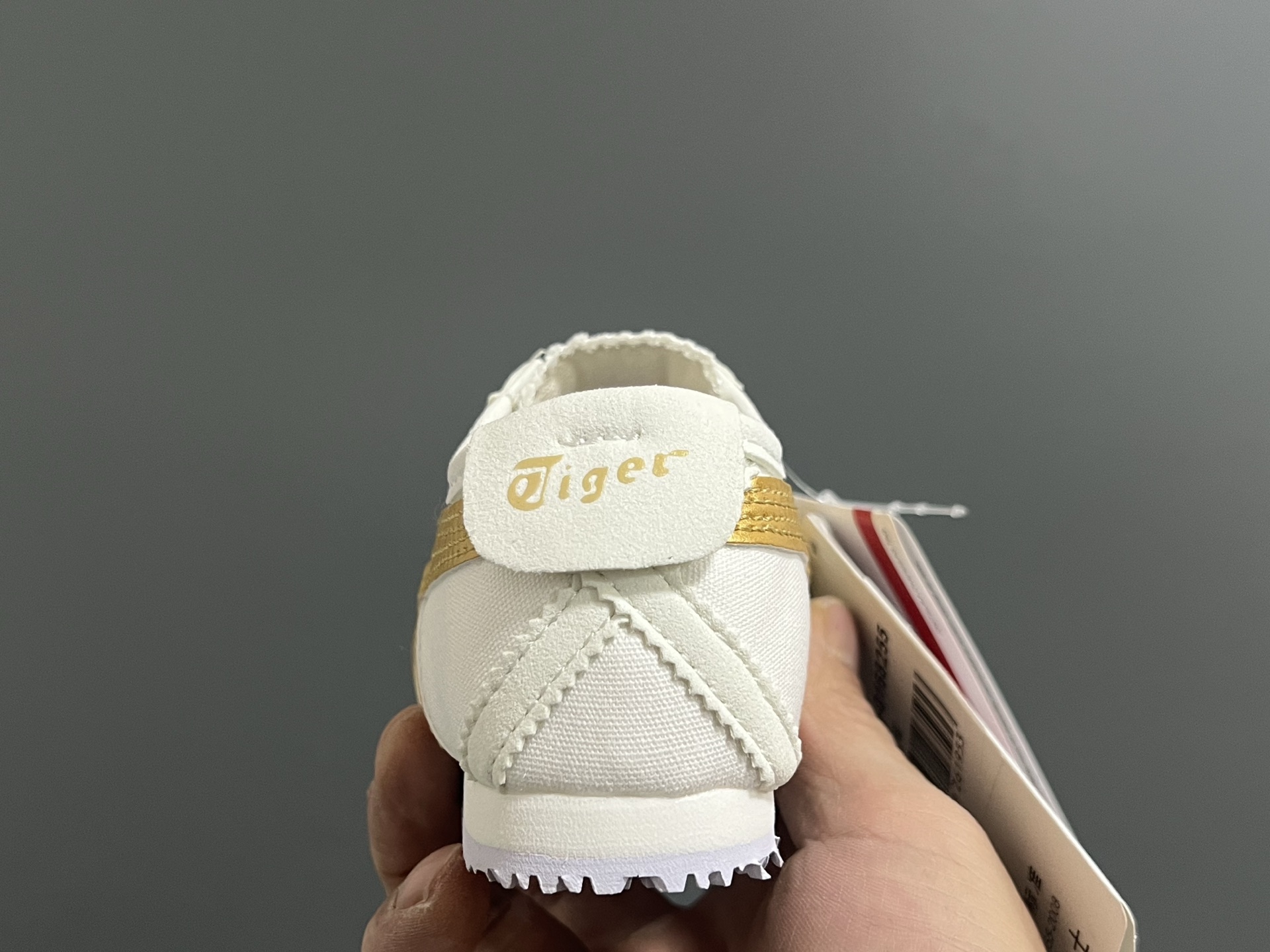 图片[7]-YSS新款帆布一脚蹬儿童亲子休闲鞋 尺码：22.5-39码 新增到39码，小脚麻麻也可以轻松搭配❤️ 优质帆布面料，打理超方便✌🏻 一脚蹬款式设计，穿脱方便✔️ 耐磨防滑大底，脚感超舒适☁️ 超多配色，百搭时髦🆒-选品中心