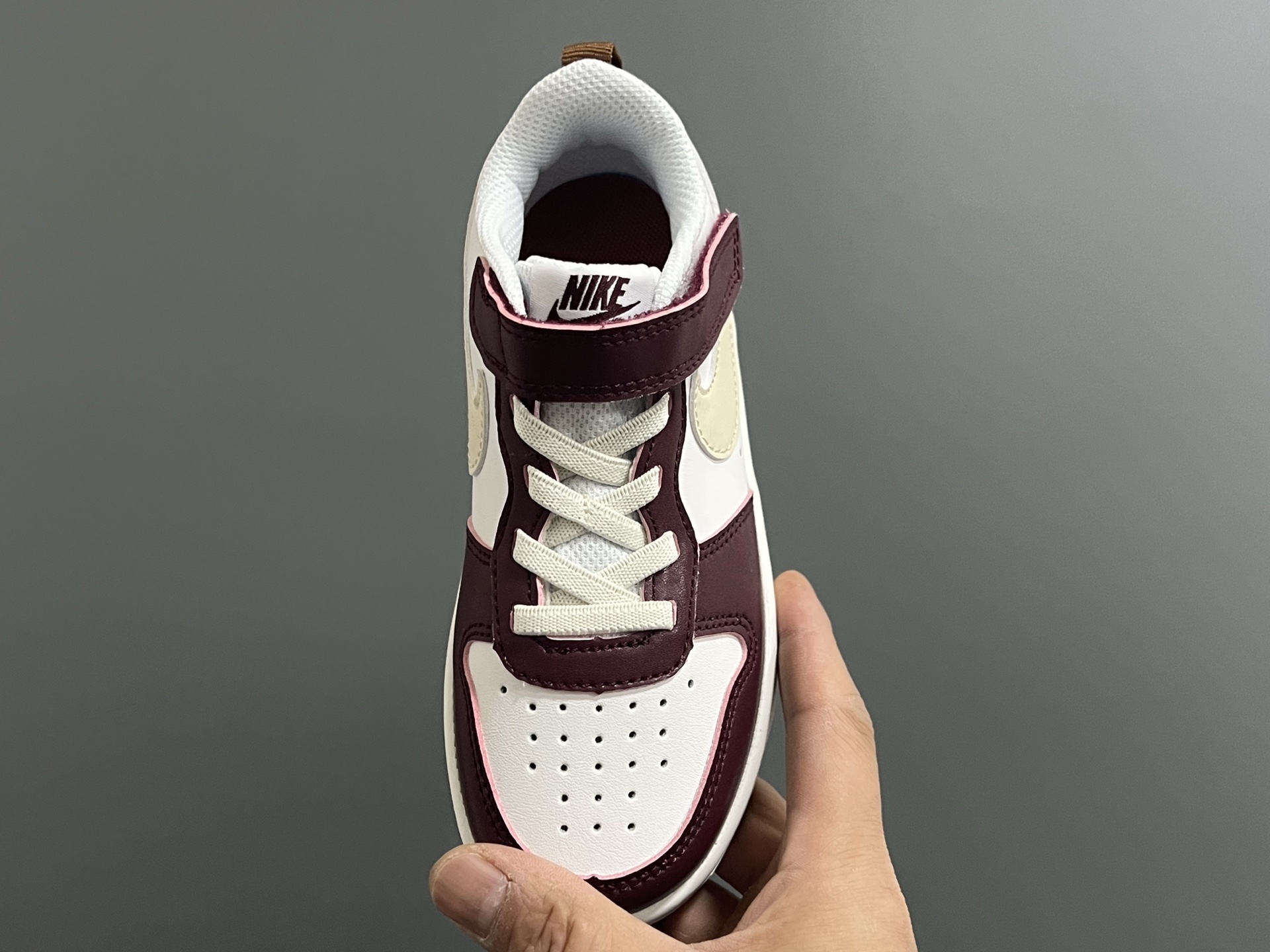 图片[7]-NK 空一号工装低帮魔术贴儿童板鞋小白鞋 尺码：22-37.5码 经典百搭板鞋小白鞋，学生时代必备❤️ 低帮魔术贴设计，穿脱方便✔️ 橡胶大底，耐磨防滑👍🏻 优质皮料拼接，质感满分💯-选品中心