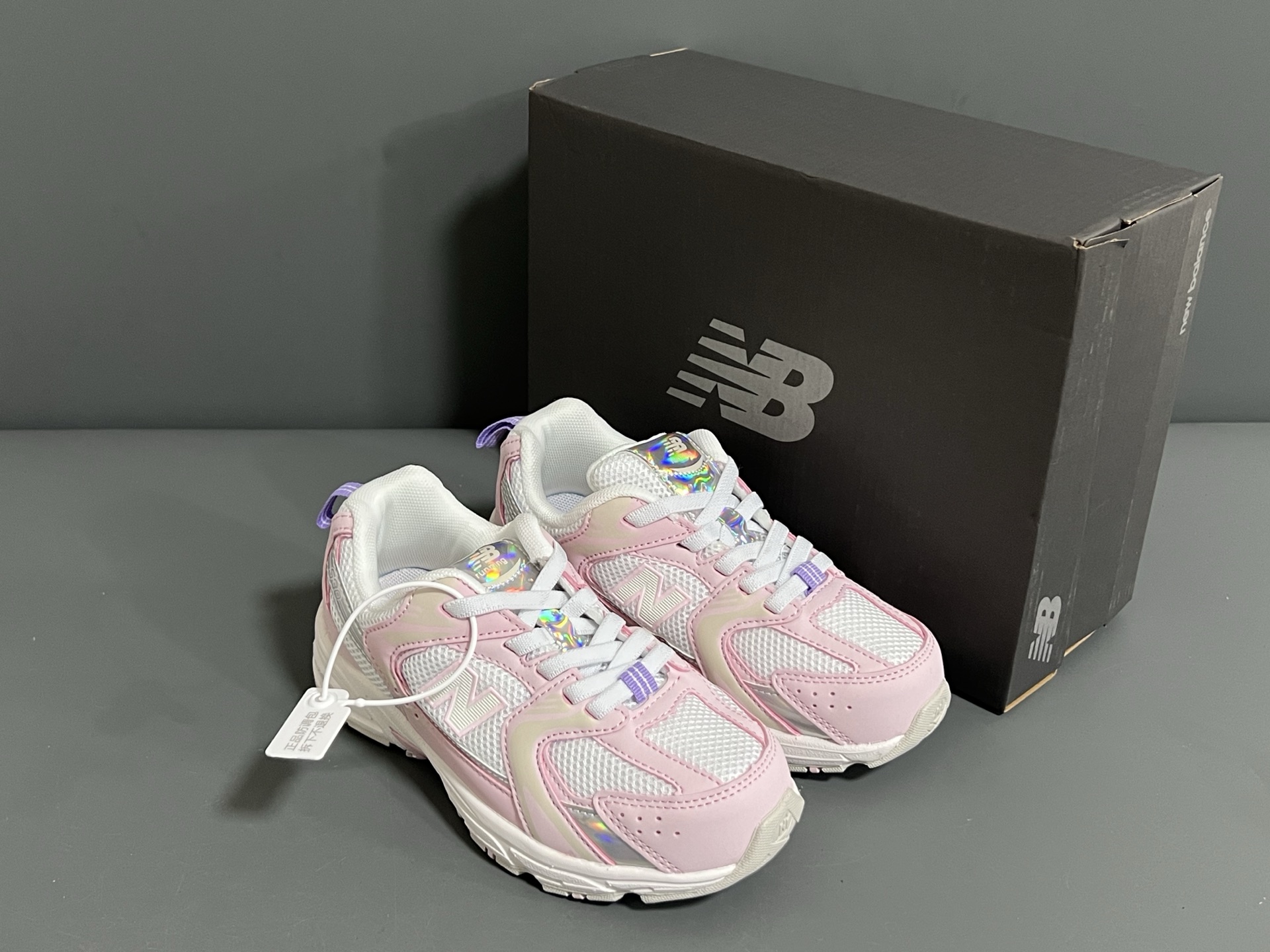 牛B 春秋新款530网面儿童松紧带老爹运动鞋 尺码:26-37码 真的期待了好久,终于来咯👏🏻 囤起来开春必备❤️ 松紧带设计,海玻璃鞋垫超舒适☁️ 经典老爹款式,潮范儿十足🆒 超爱的新品🆕自留推荐❤️-选品中心