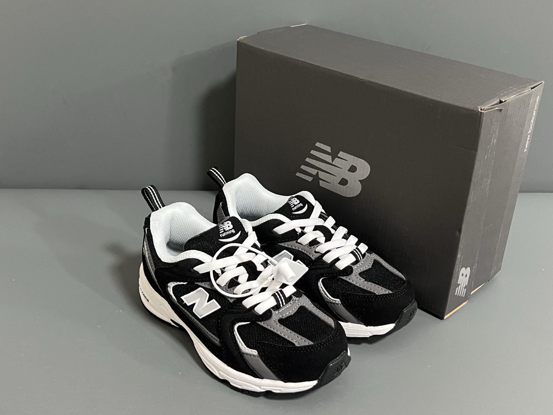 图片[2]-牛B 春秋新款530网面儿童松紧带老爹运动鞋 尺码：26-37码 真的期待了好久，终于来咯👏🏻 囤起来开春必备❤️ 松紧带设计，海玻璃鞋垫超舒适☁️ 经典老爹款式，潮范儿十足🆒 超爱的新品🆕自留推荐❤️-选品中心