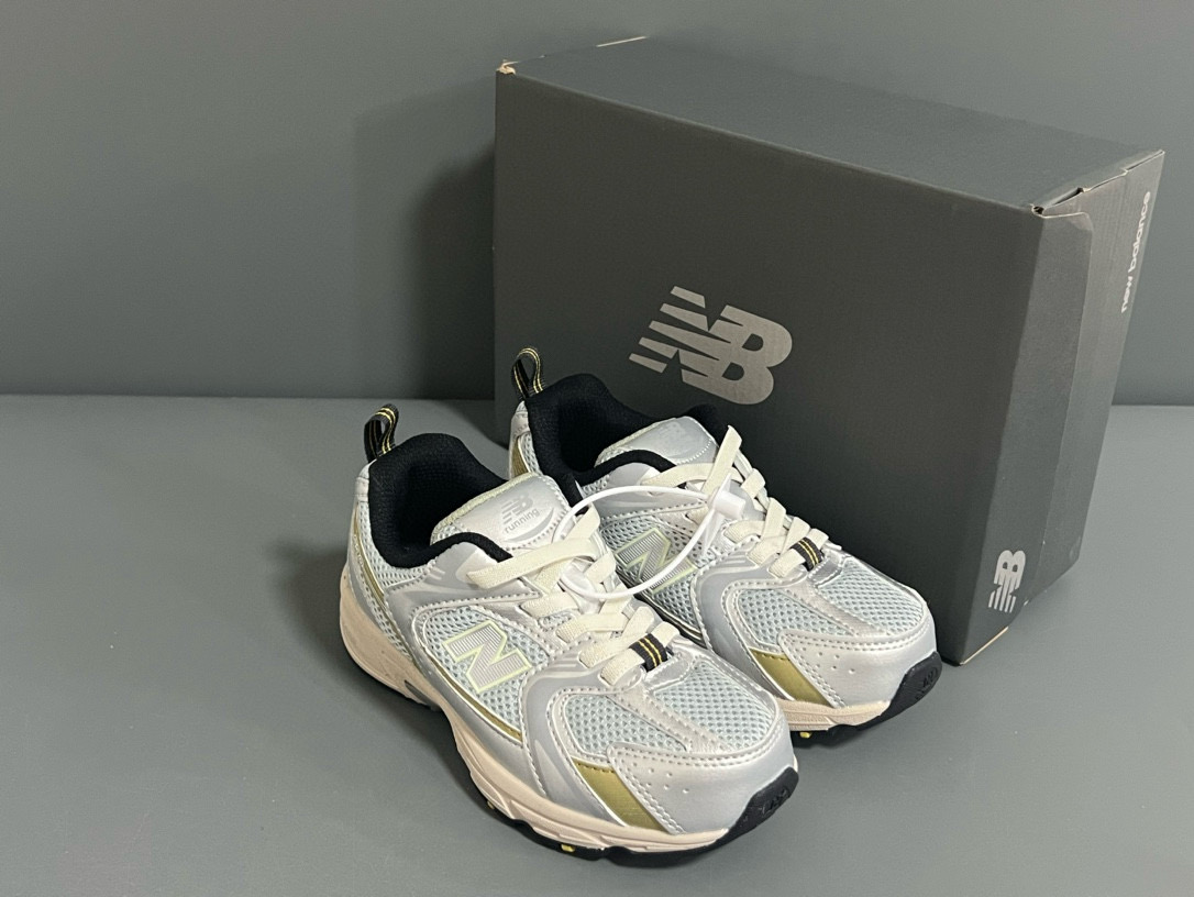 图片[8]-牛B 春秋新款530网面儿童松紧带老爹运动鞋 尺码：26-37码 真的期待了好久，终于来咯👏🏻 囤起来开春必备❤️ 松紧带设计，海玻璃鞋垫超舒适☁️ 经典老爹款式，潮范儿十足🆒 超爱的新品🆕自留推荐❤️-选品中心