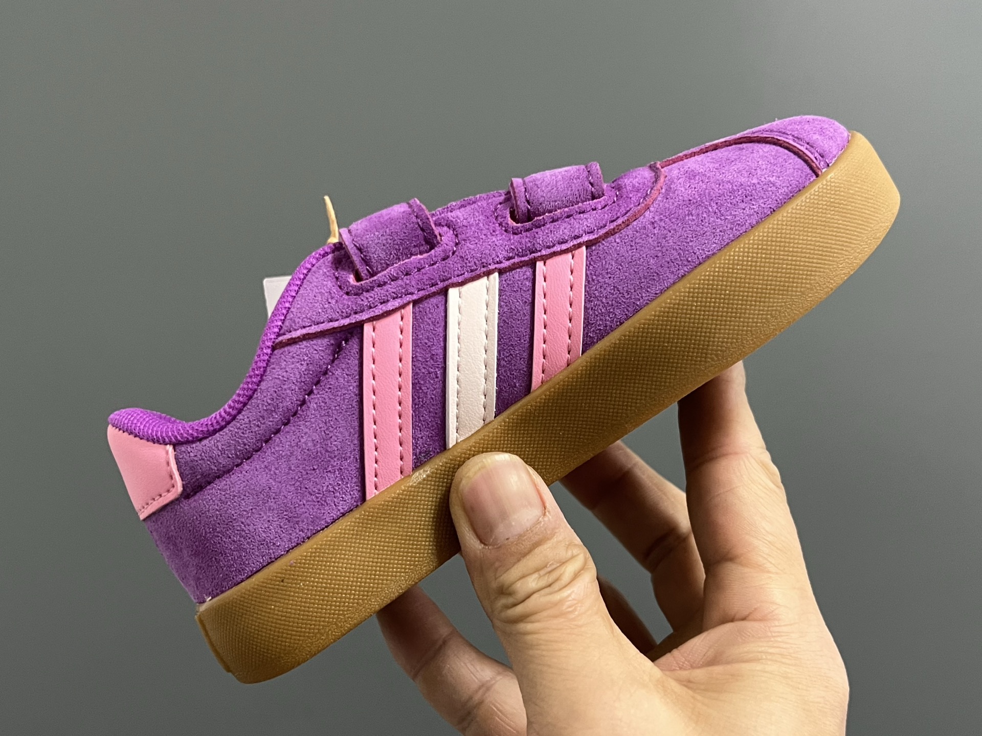 图片[6]-AD学院风儿童魔术贴休闲鞋22-37码 22-27码双扣魔术贴 28-37码魔术贴➕松紧带 优质皮料，质感超高级‼️魔术贴设计，穿脱方便✌🏻 耐磨防滑大底，满足日常生活👍🏻-选品中心