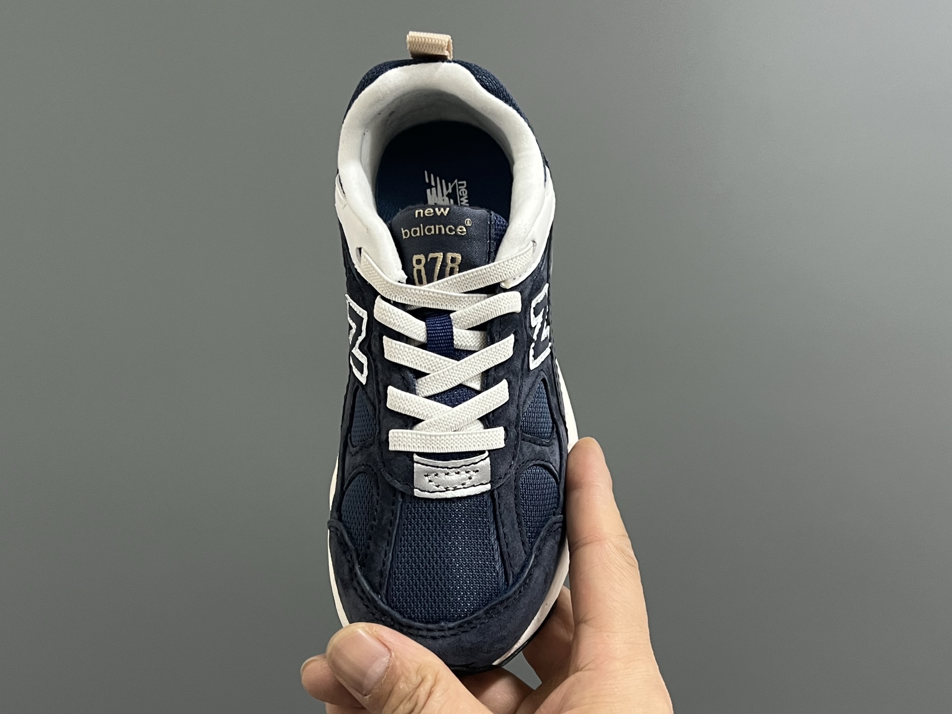 图片[8]-牛B新款878松紧带复古儿童运动鞋 尺码：26-37码 经典878款式🆕 松紧带设计，穿脱便捷✌🏻 耐磨防滑大底，脚感不言而喻☁️ 优质面料拼接，质感超高级！-选品中心