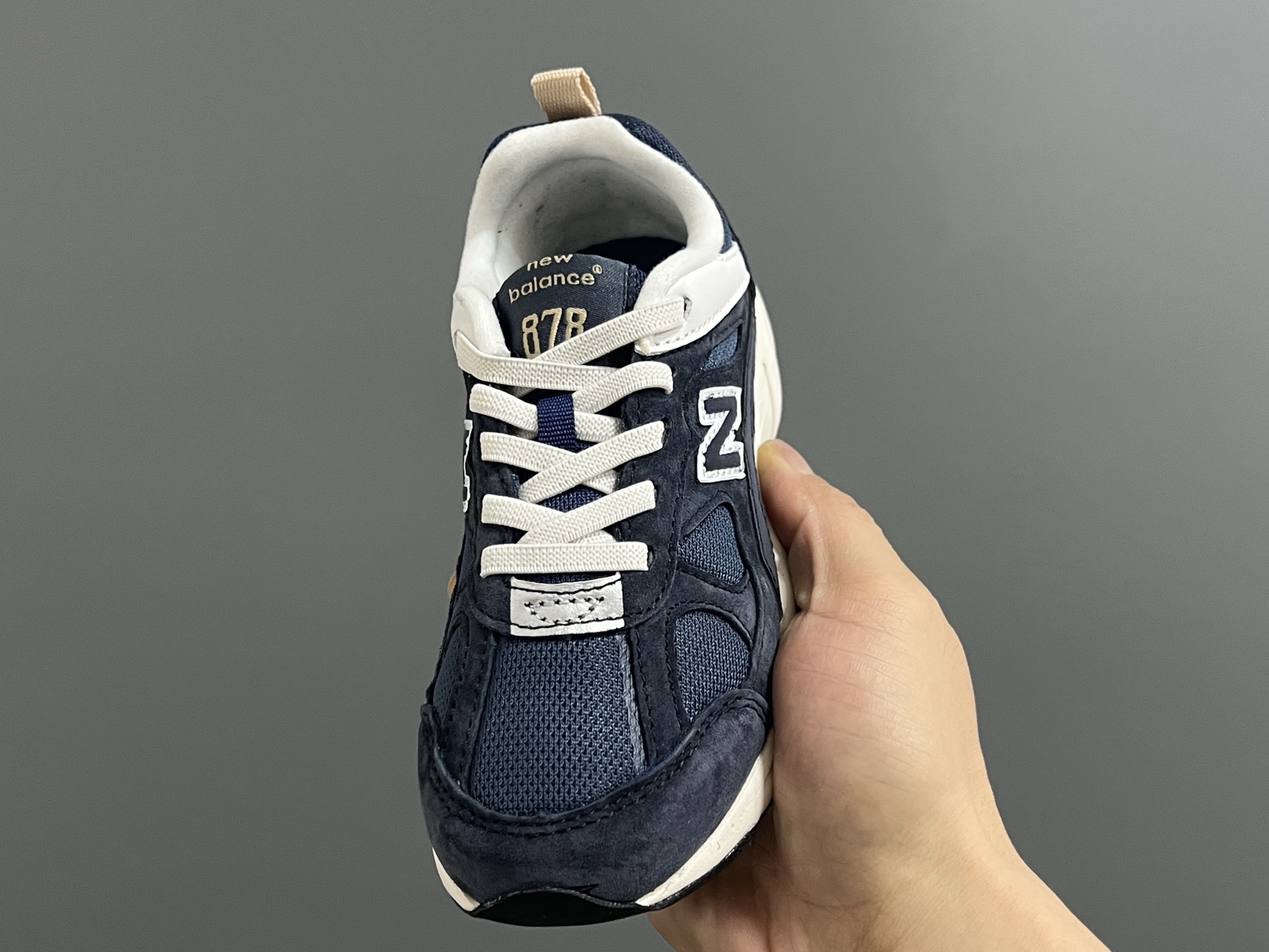 图片[3]-牛B新款878松紧带复古儿童运动鞋 尺码：26-37码 经典878款式🆕 松紧带设计，穿脱便捷✌🏻 耐磨防滑大底，脚感不言而喻☁️ 优质面料拼接，质感超高级！-选品中心