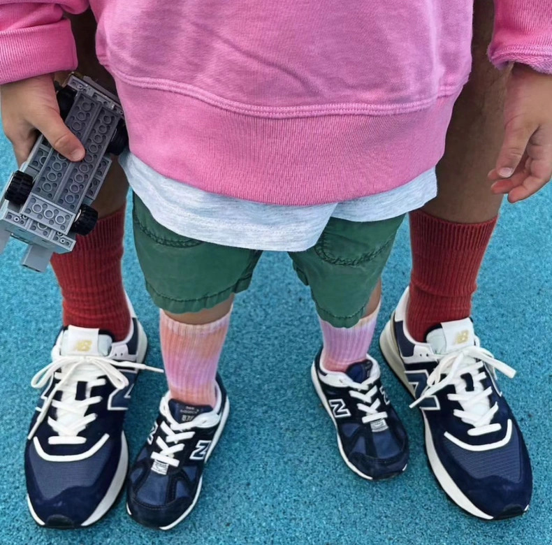 图片[8]-新款NB878猪八皮松紧带复古儿童运动鞋 尺码：26-37码 经典878款式🆕 松紧带设计，穿脱便捷✌🏻 耐磨防滑大底，脚感不言而喻☁️ 优质面料拼接，质感超高级！-选品中心