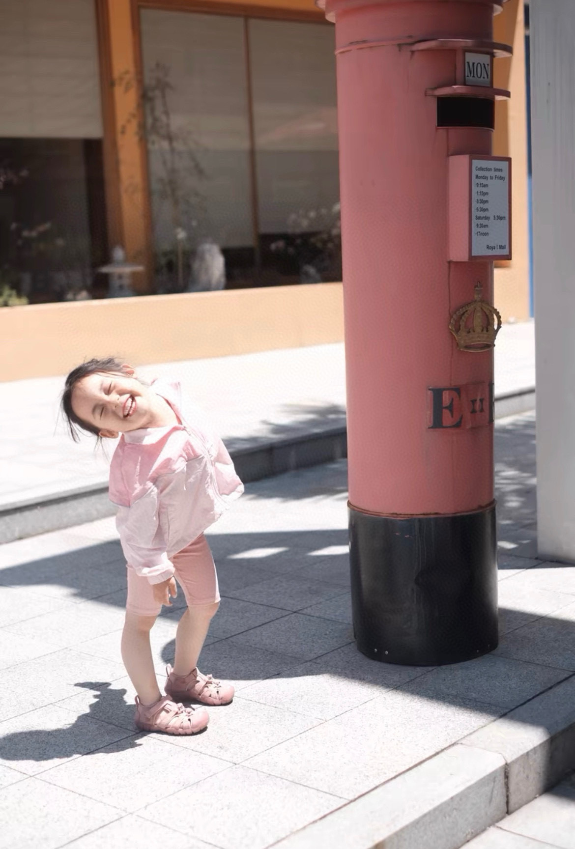 图片[9]-潮牌二代轻便儿童溯溪两穿凉鞋 尺码：24-37码 潮牌KEEN升级二代轻便凉鞋🆕 超轻超软超好穿✌🏻 溯溪款两穿超便捷✔️ 魔术贴设计，穿脱超方便👍🏻-选品中心