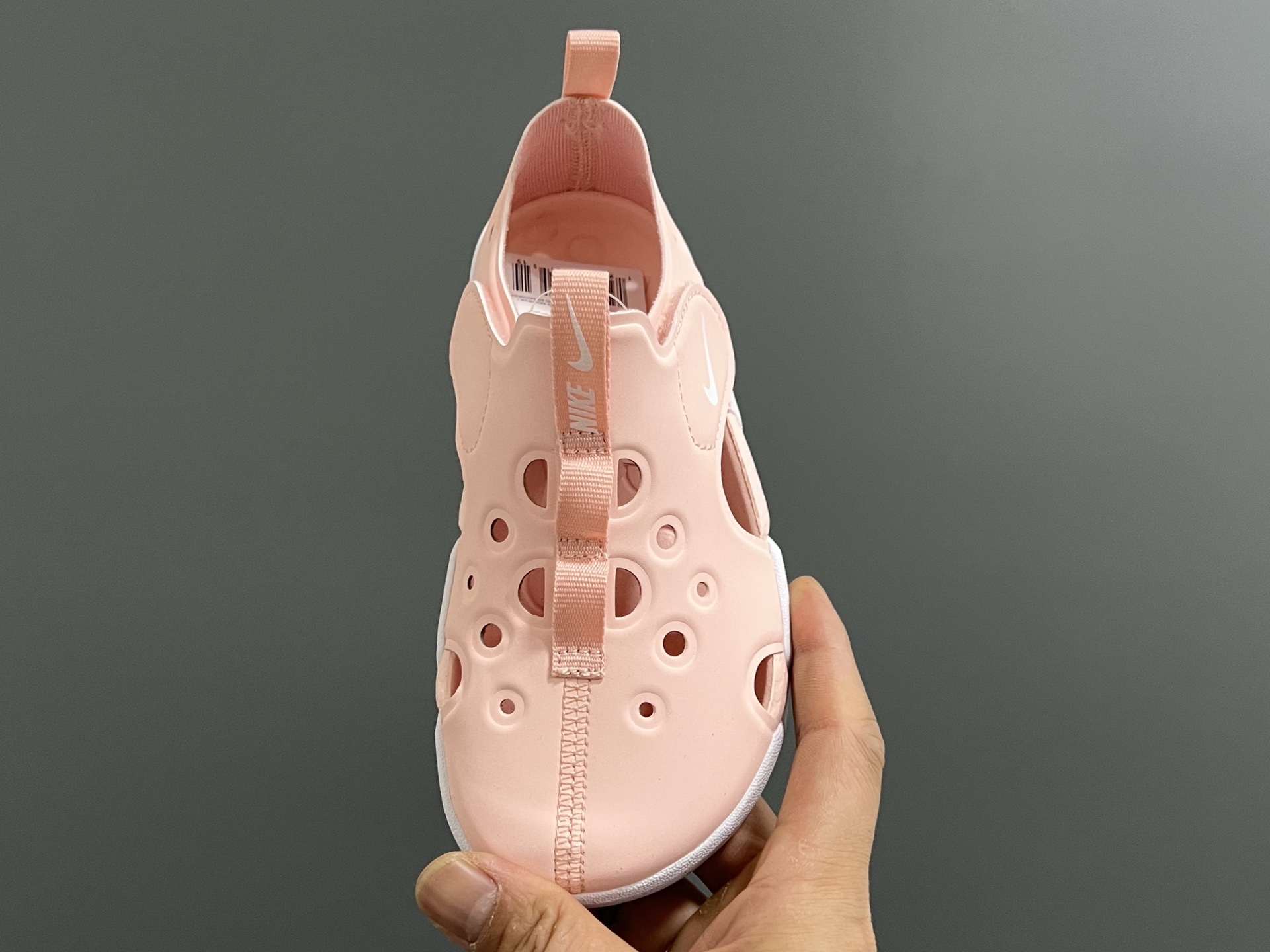 图片[7]-NK新款阳光SUNRAY PROTECT 4代儿童沙滩镂空凉鞋 尺码：22-35码 高端1：1原版定制 优质皮料镂空设计，透气又舒适☁️ 飞翼魔术贴设计，穿脱方便✌🏻 超软内垫，脚感超舒适✔️ 耐磨防滑大底，脚感不言而喻👍🏻-选品中心