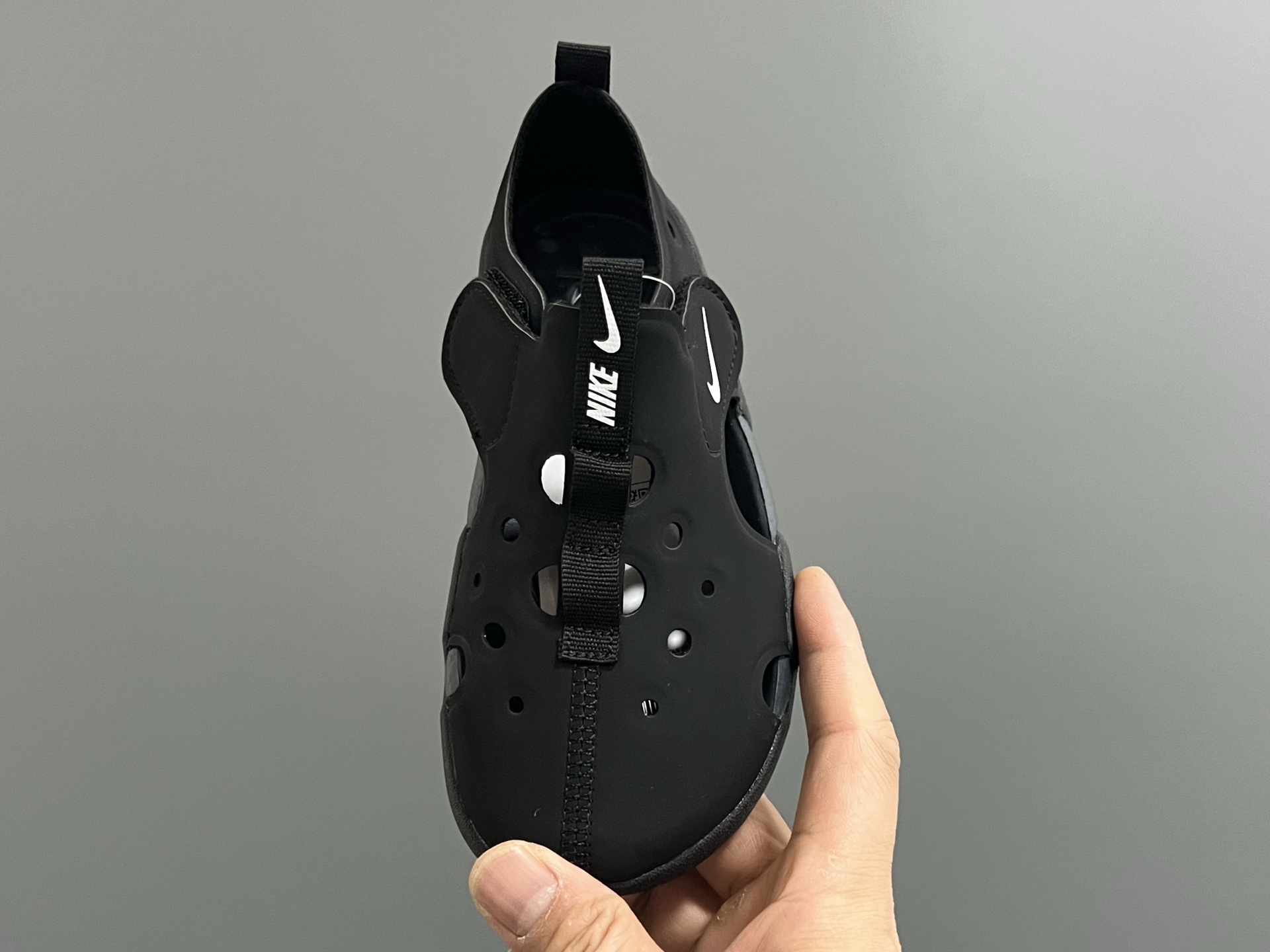 图片[6]-NK新款阳光SUNRAY PROTECT 4代儿童沙滩镂空凉鞋 尺码：22-35码 高端1：1原版定制 优质皮料镂空设计，透气又舒适☁️ 飞翼魔术贴设计，穿脱方便✌🏻 超软内垫，脚感超舒适✔️ 耐磨防滑大底，脚感不言而喻👍🏻-选品中心