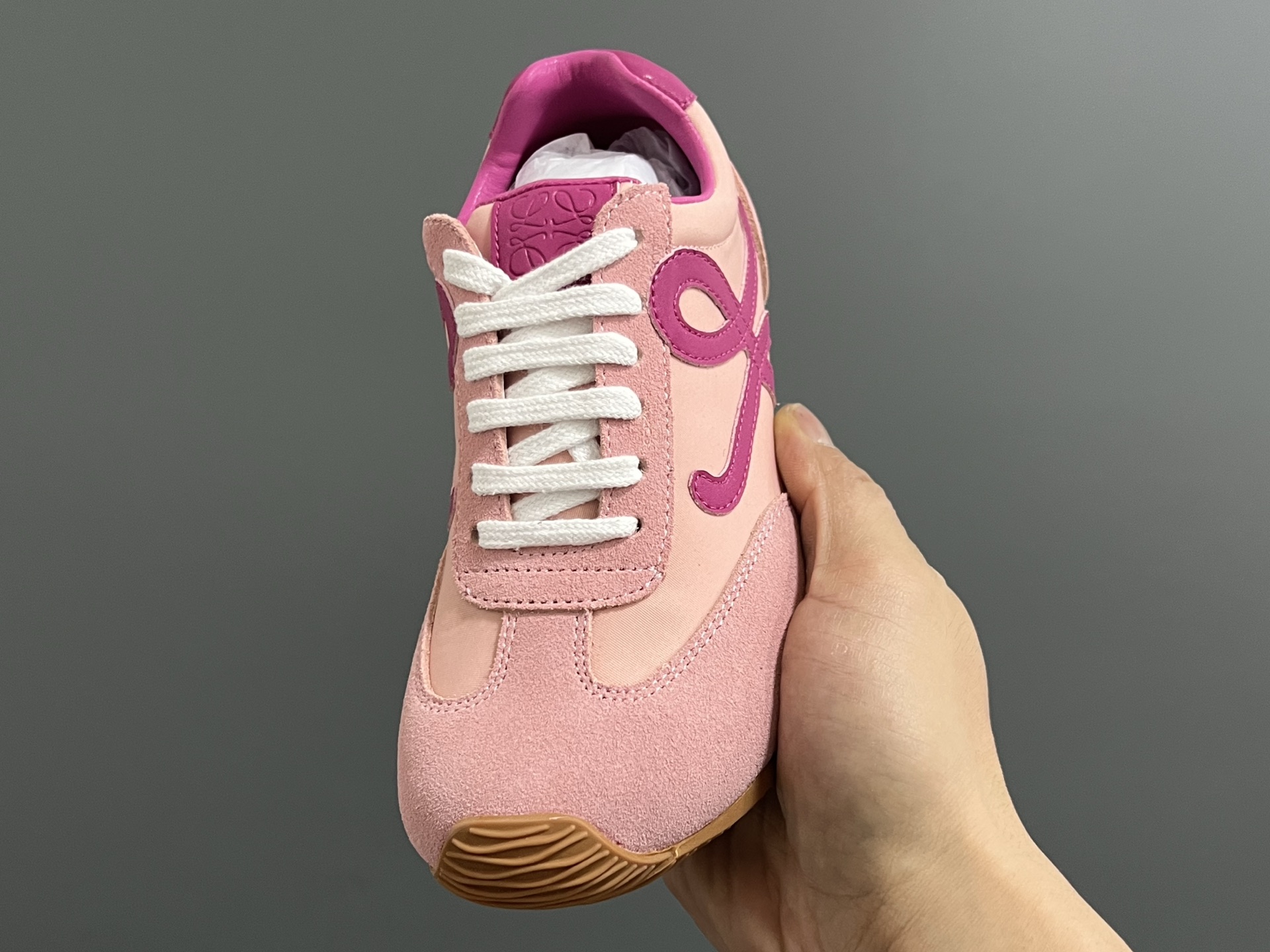 图片[3]-罗意威正确版鞋带儿童休闲鞋 尺码：26-37码 经典罗意威款式🆕 正确版不对称鞋头设计👍🏻 优质皮料拼接，质感满满💯 附赠鞋带扣，穿脱超方便✌🏻 橡胶耐磨防滑大底，脚感超舒适☁️-选品中心