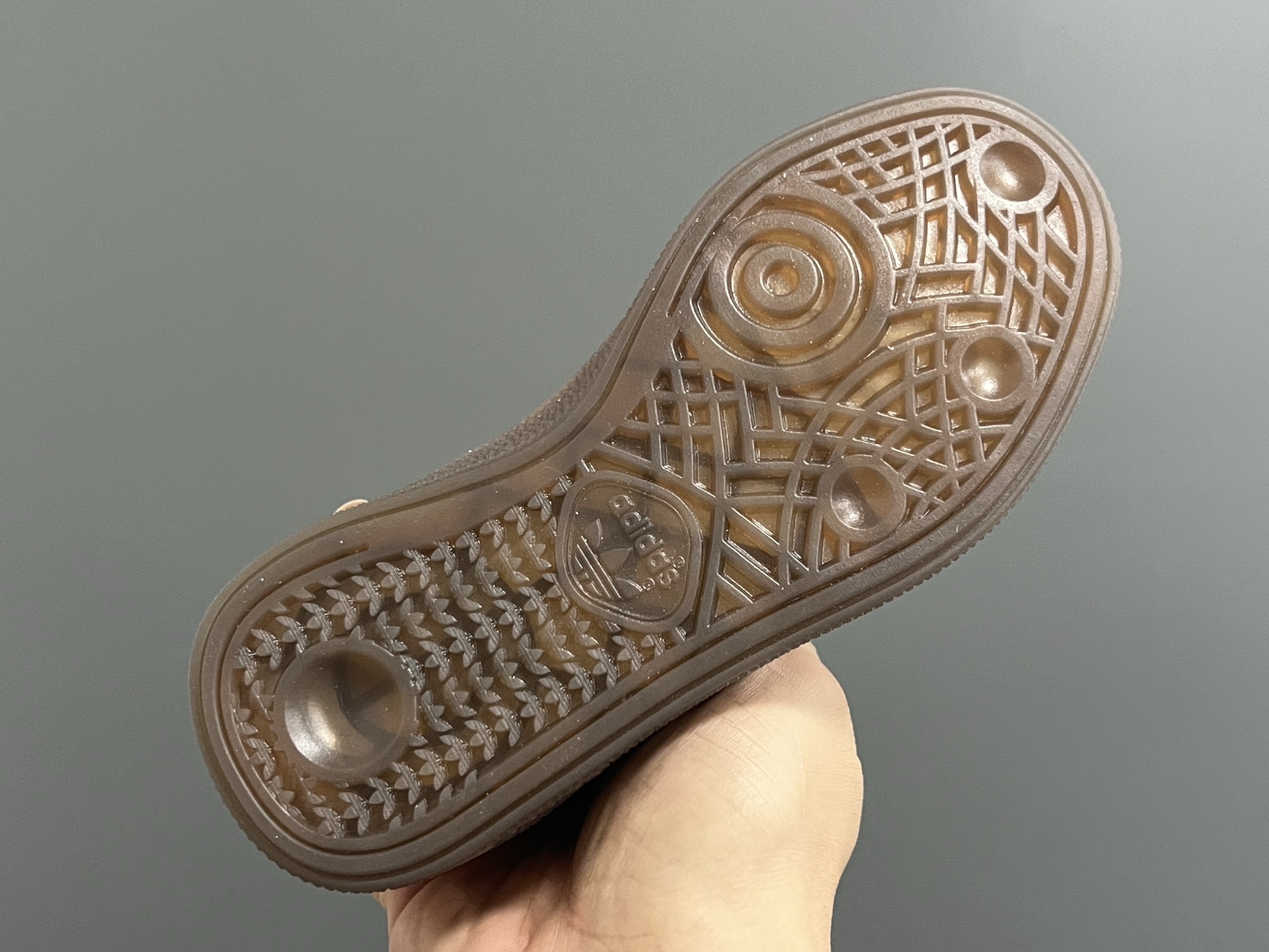 图片[5]-AD德训三代handball spezial儿童手球鞋休闲鞋 尺码：24-37码 超百搭的新款德训🆕 优质猪八革面料，质感满分💯 橡胶耐磨防滑大底，脚感超赞👍🏻 额外附赠一对鞋带扣，穿脱更加方便✌🏻-选品中心