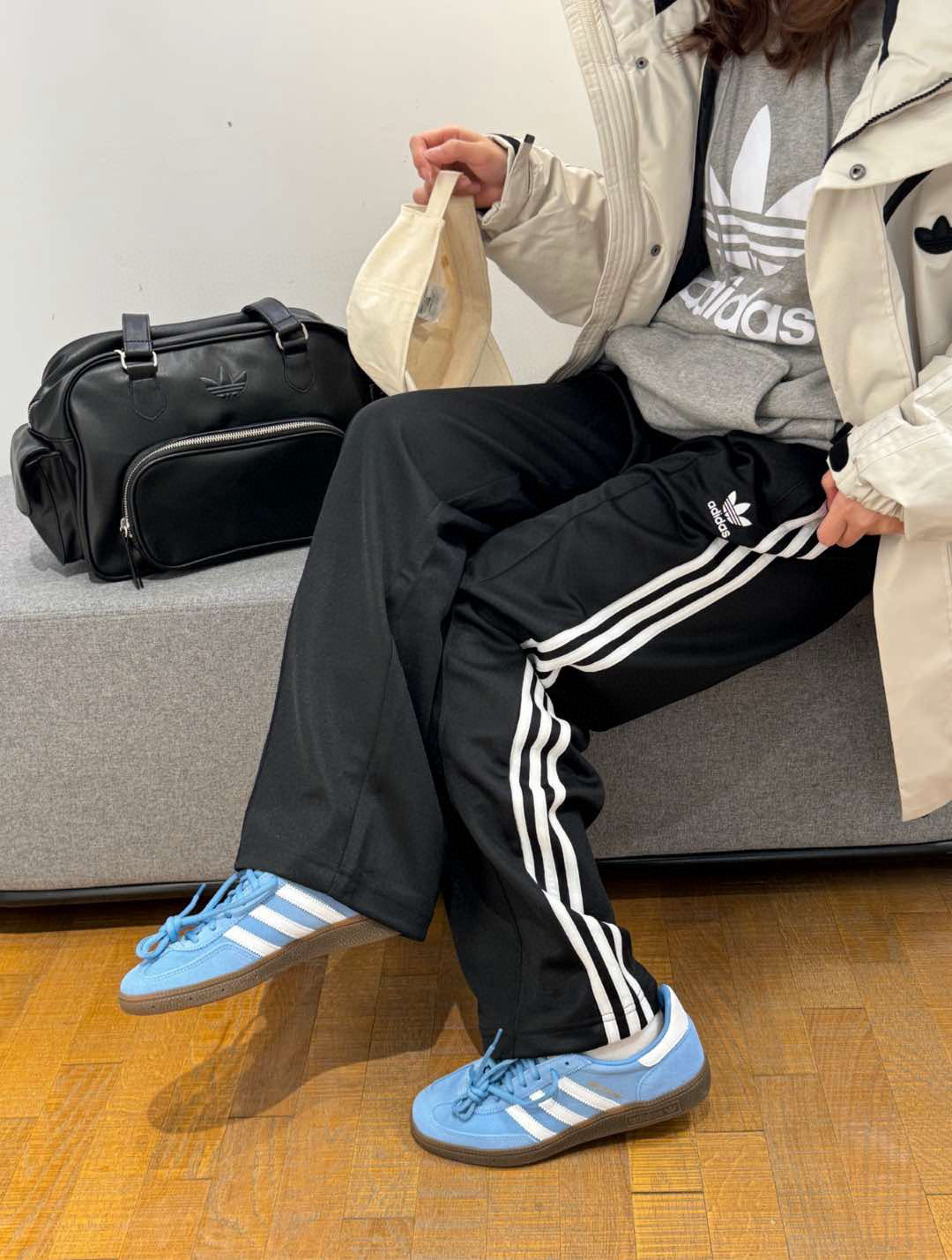 图片[8]-A家新款handball spezial儿童手球鞋休闲鞋 尺码：24-37码 超百搭的新款德训🆕 优质猪八革面料，质感满分💯 橡胶耐磨防滑大底，脚感超赞👍🏻 额外附赠一对鞋带扣，穿脱更加方便✌🏻-选品中心