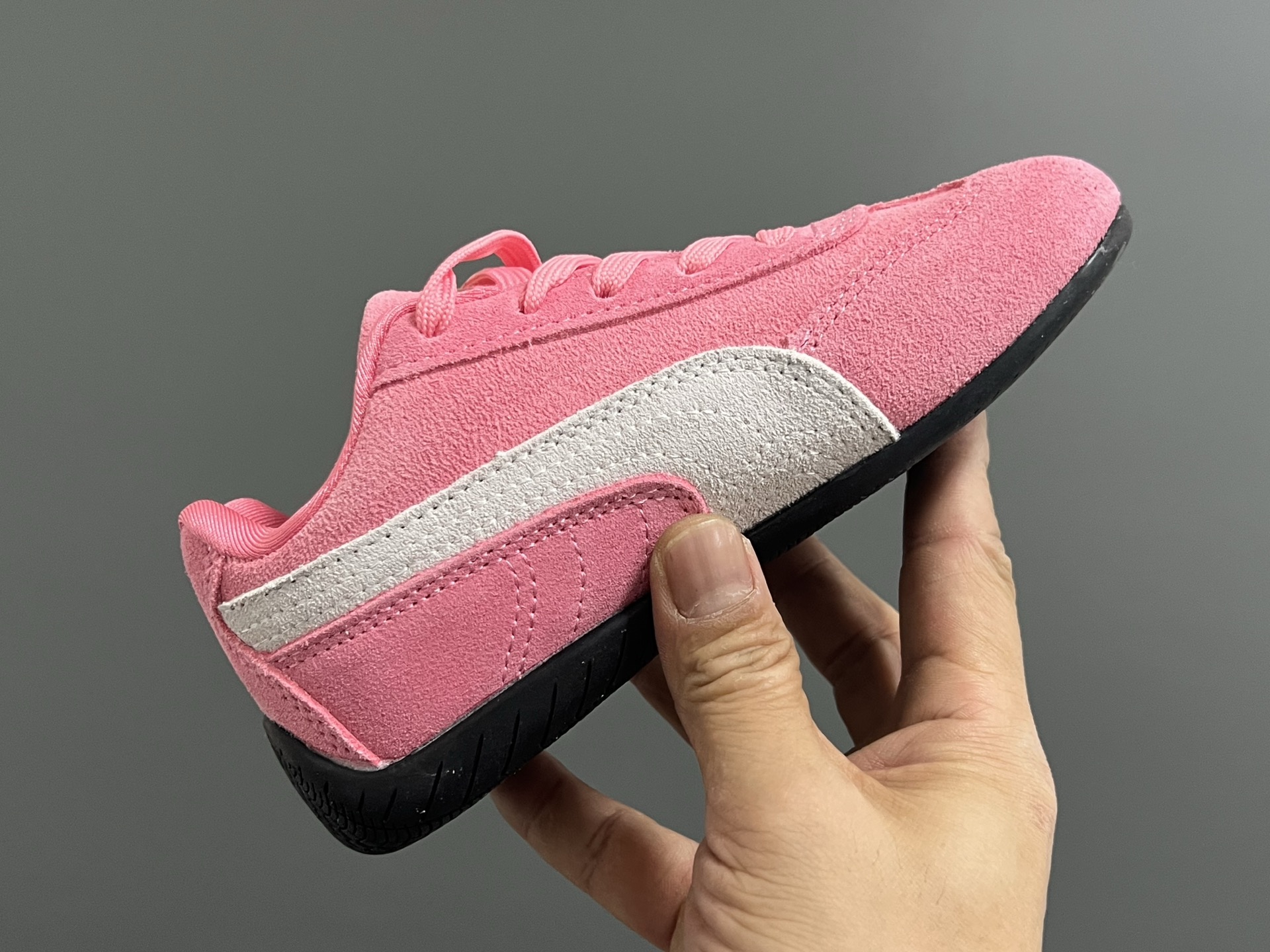 图片[7]-彪M新款复古德训儿童休闲鞋 尺码：24-35码 经典PUMA🏎️系列🆕 优质猪八革面料，质感满满💯 两幅鞋带替换，附赠鞋带扣✔️ 橡胶耐磨防滑大底，脚感不言而喻☁️-选品中心