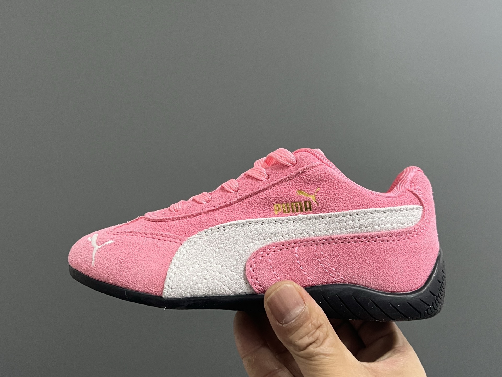 图片[4]-彪M新款复古德训儿童休闲鞋 尺码：24-35码 经典PUMA🏎️系列🆕 优质猪八革面料，质感满满💯 两幅鞋带替换，附赠鞋带扣✔️ 橡胶耐磨防滑大底，脚感不言而喻☁️-选品中心