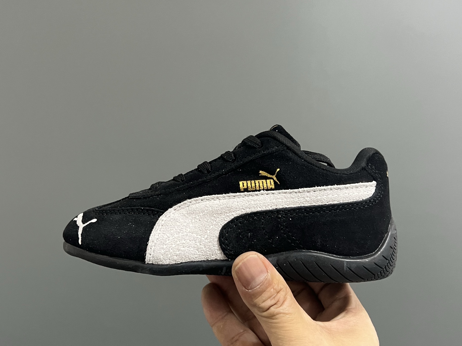 图片[4]-彪M新款复古德训儿童休闲鞋 尺码：24-35码 经典PUMA🏎️系列🆕 优质猪八革面料，质感满满💯 两幅鞋带替换，附赠鞋带扣✔️ 橡胶耐磨防滑大底，脚感不言而喻☁️-选品中心