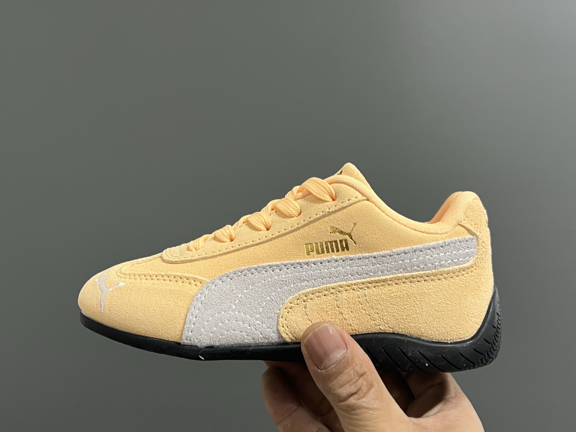 图片[4]-彪M新款复古德训儿童休闲鞋 尺码：24-35码 经典PUMA🏎️系列🆕 优质猪八革面料，质感满满💯 两幅鞋带替换，附赠鞋带扣✔️ 橡胶耐磨防滑大底，脚感不言而喻☁️-选品中心