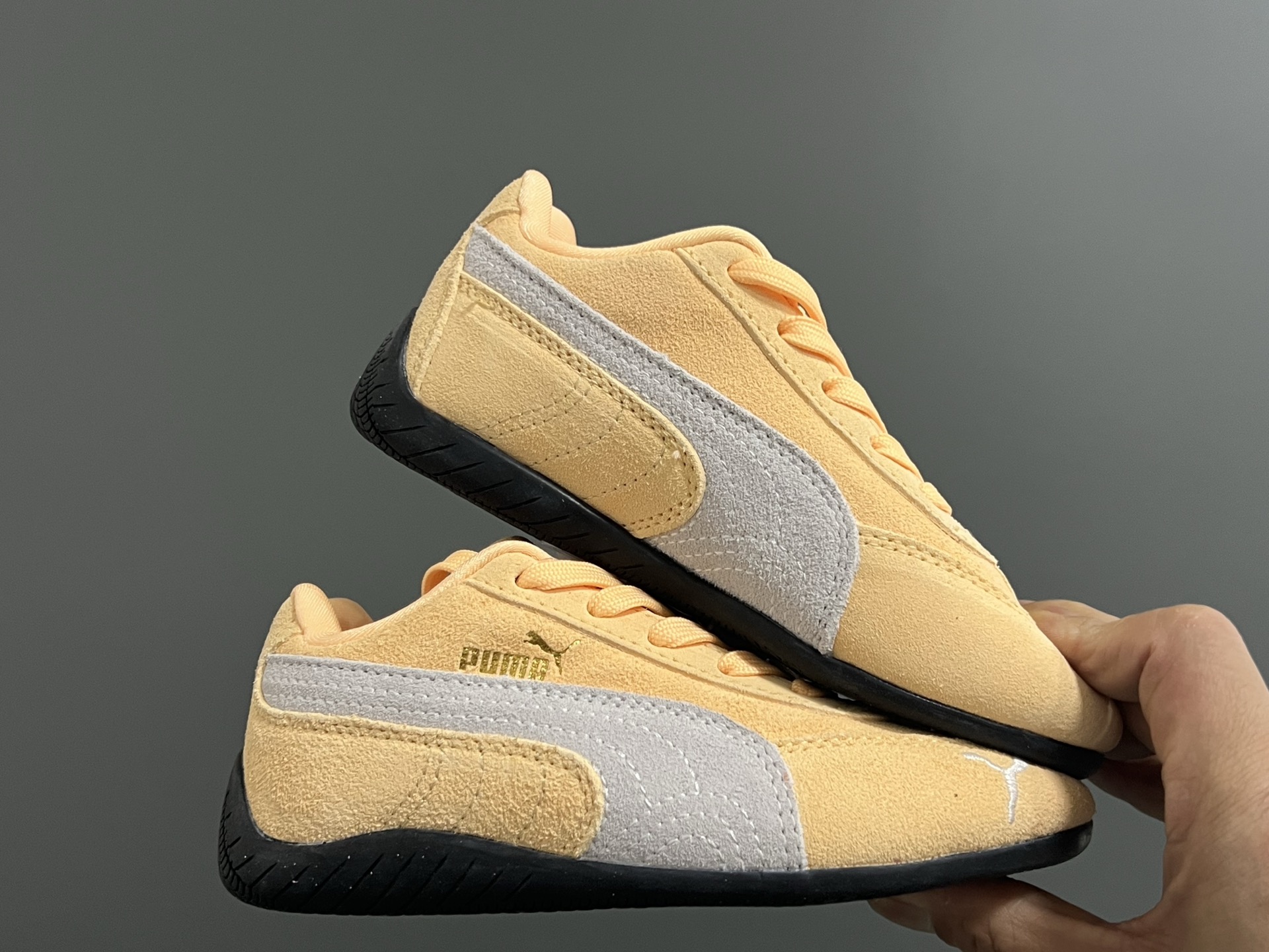 图片[9]-彪M新款复古德训儿童休闲鞋 尺码：24-35码 经典PUMA🏎️系列🆕 优质猪八革面料，质感满满💯 两幅鞋带替换，附赠鞋带扣✔️ 橡胶耐磨防滑大底，脚感不言而喻☁️-选品中心