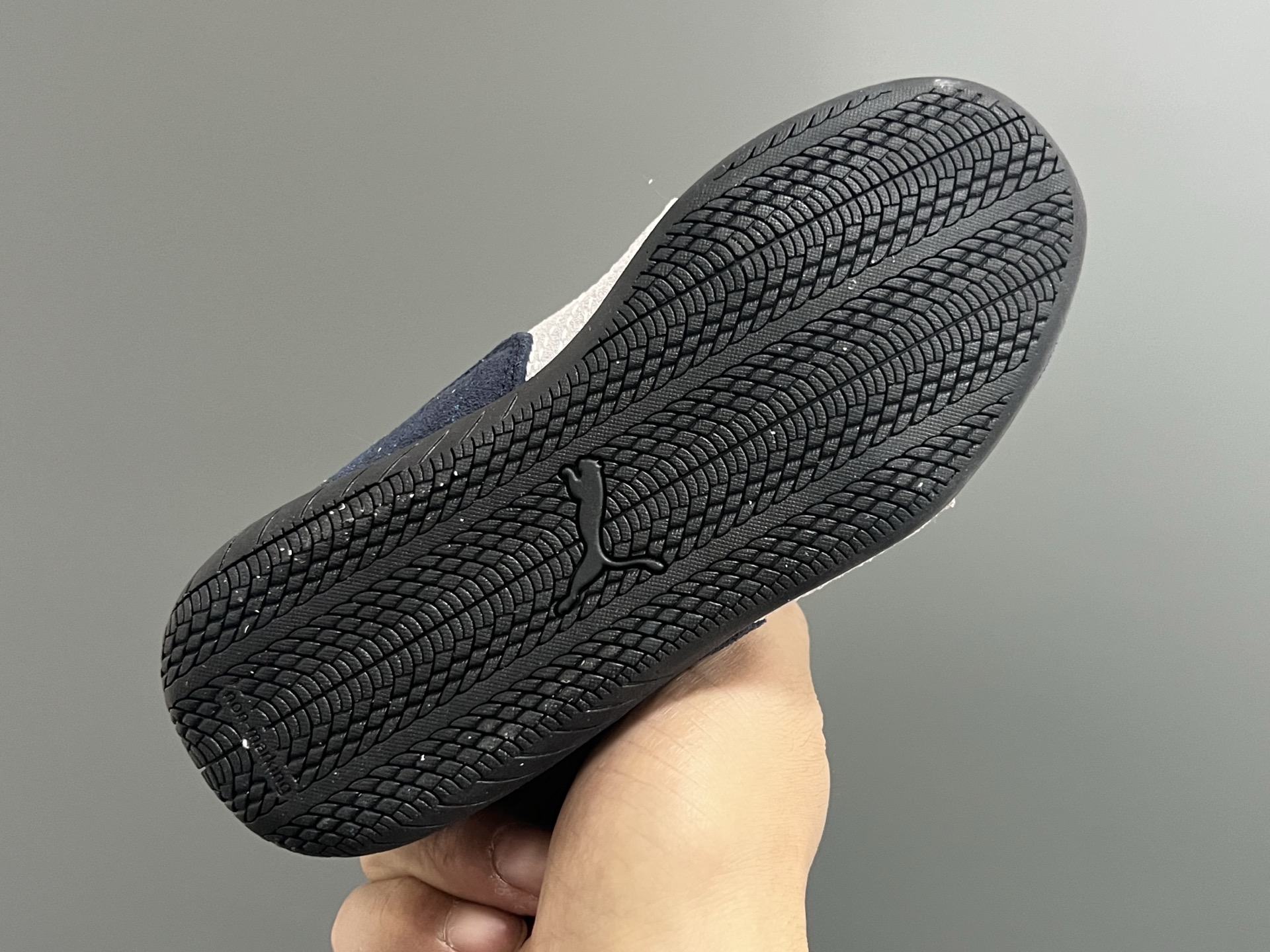 图片[5]-彪M新款复古德训儿童休闲鞋 尺码：24-35码 经典PUMA🏎️系列🆕 优质猪八革面料，质感满满💯 两幅鞋带替换，附赠鞋带扣✔️ 橡胶耐磨防滑大底，脚感不言而喻☁️-选品中心