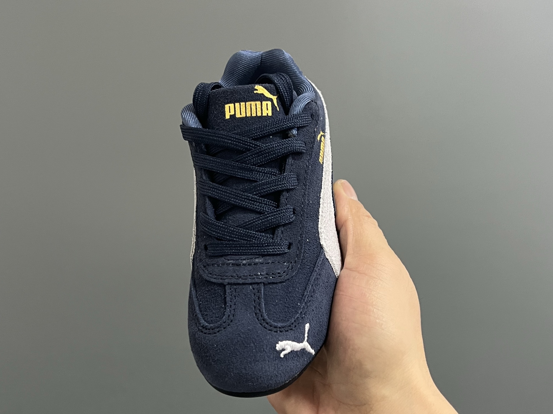 图片[3]-彪M新款复古德训儿童休闲鞋 尺码：24-35码 经典PUMA🏎️系列🆕 优质猪八革面料，质感满满💯 两幅鞋带替换，附赠鞋带扣✔️ 橡胶耐磨防滑大底，脚感不言而喻☁️-选品中心