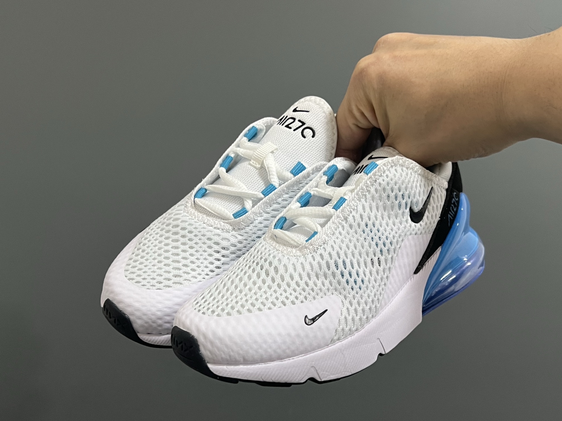 NK新款270网面儿童运动鞋 尺码：26-37码 经典270气垫款式🆕 网面透气拼接☁️ 真实气垫填充，脚感超赞👍🏻 质感满满💯-选品中心