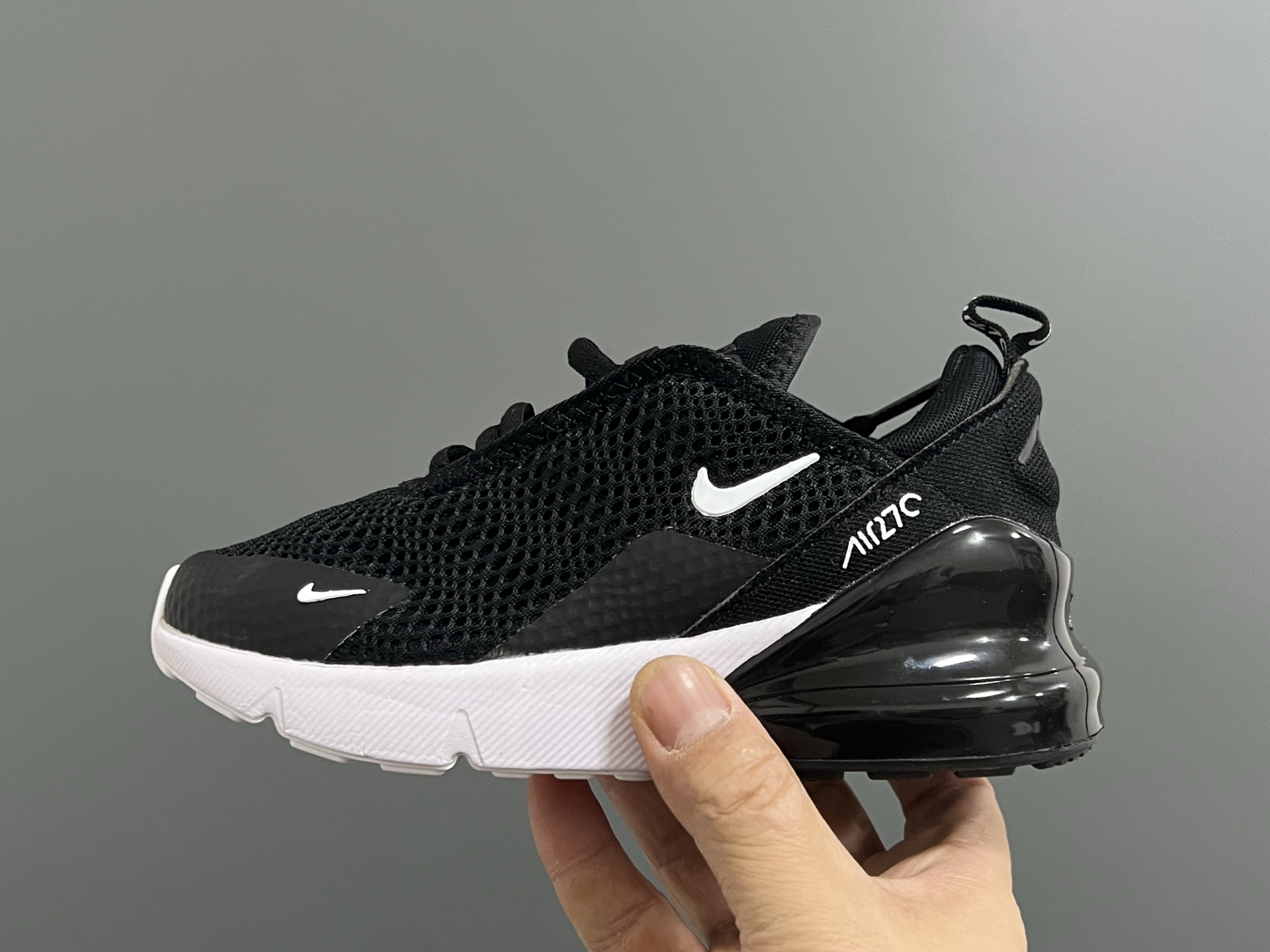 图片[4]-NK新款270网面儿童运动鞋 尺码：26-37码 经典270气垫款式🆕 网面透气拼接☁️ 真实气垫填充，脚感超赞👍🏻 质感满满💯-选品中心