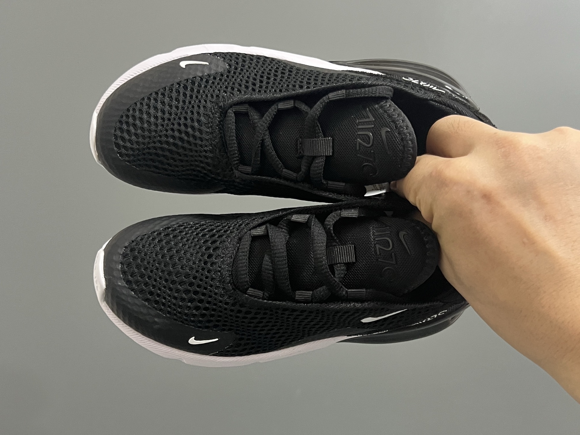 NK新款270网面儿童运动鞋 尺码：26-37码 经典270气垫款式🆕 网面透气拼接☁️ 真实气垫填充，脚感超赞👍🏻 质感满满💯-选品中心