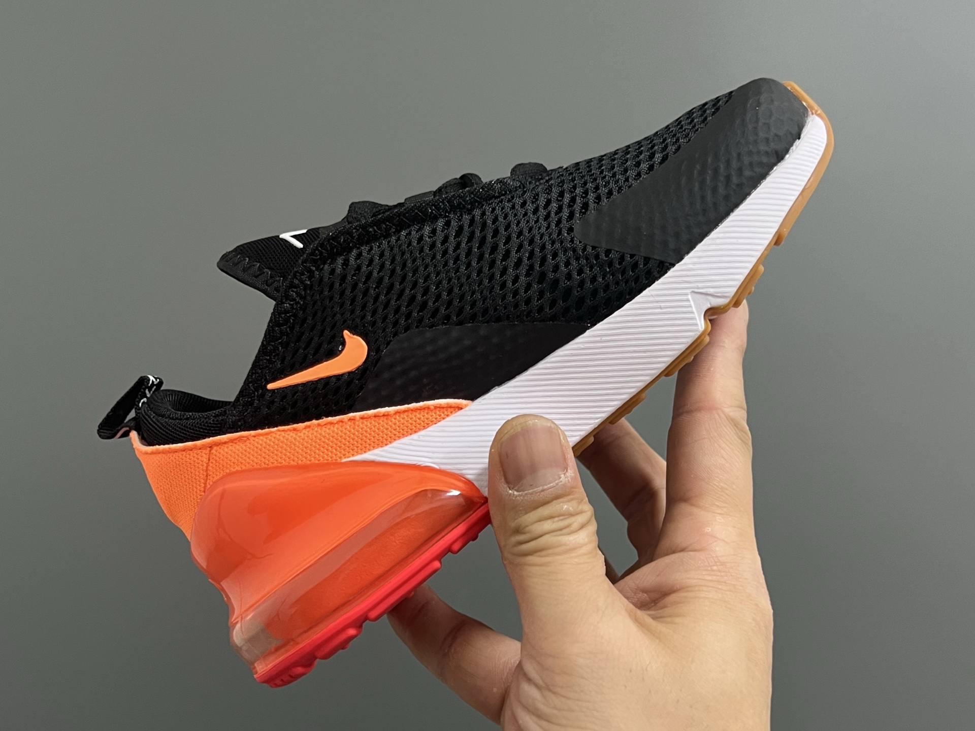 图片[5]-NK新款270网面儿童运动鞋 尺码：26-37码 经典270气垫款式🆕 网面透气拼接☁️ 真实气垫填充，脚感超赞👍🏻 质感满满💯-选品中心