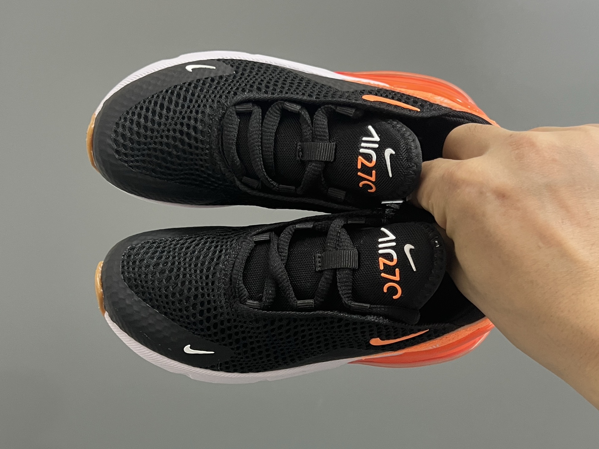 NK新款270网面儿童运动鞋 尺码：26-37码 经典270气垫款式🆕 网面透气拼接☁️ 真实气垫填充，脚感超赞👍🏻 质感满满💯-选品中心