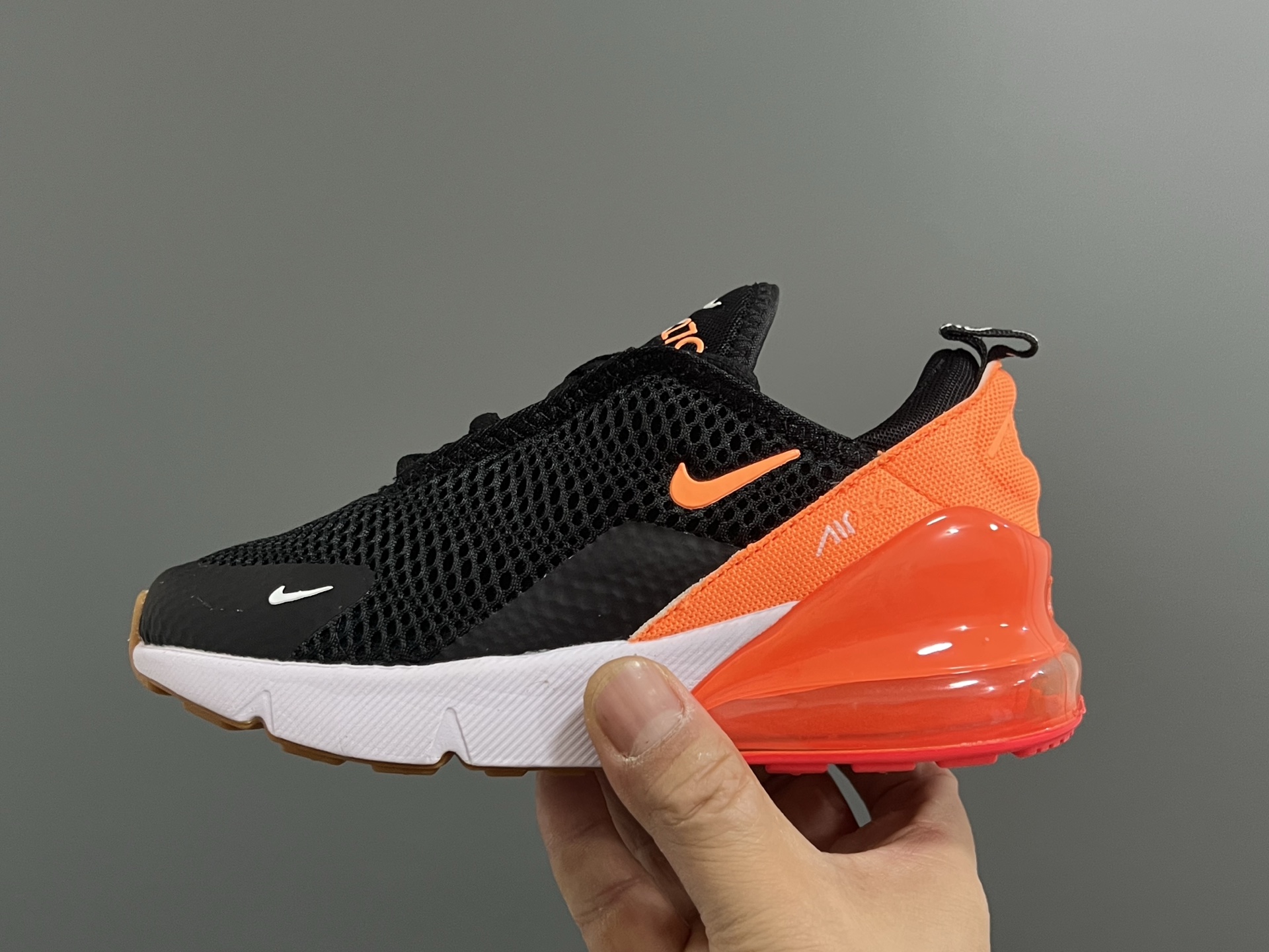 图片[4]-NK新款270网面儿童运动鞋 尺码：26-37码 经典270气垫款式🆕 网面透气拼接☁️ 真实气垫填充，脚感超赞👍🏻 质感满满💯-选品中心