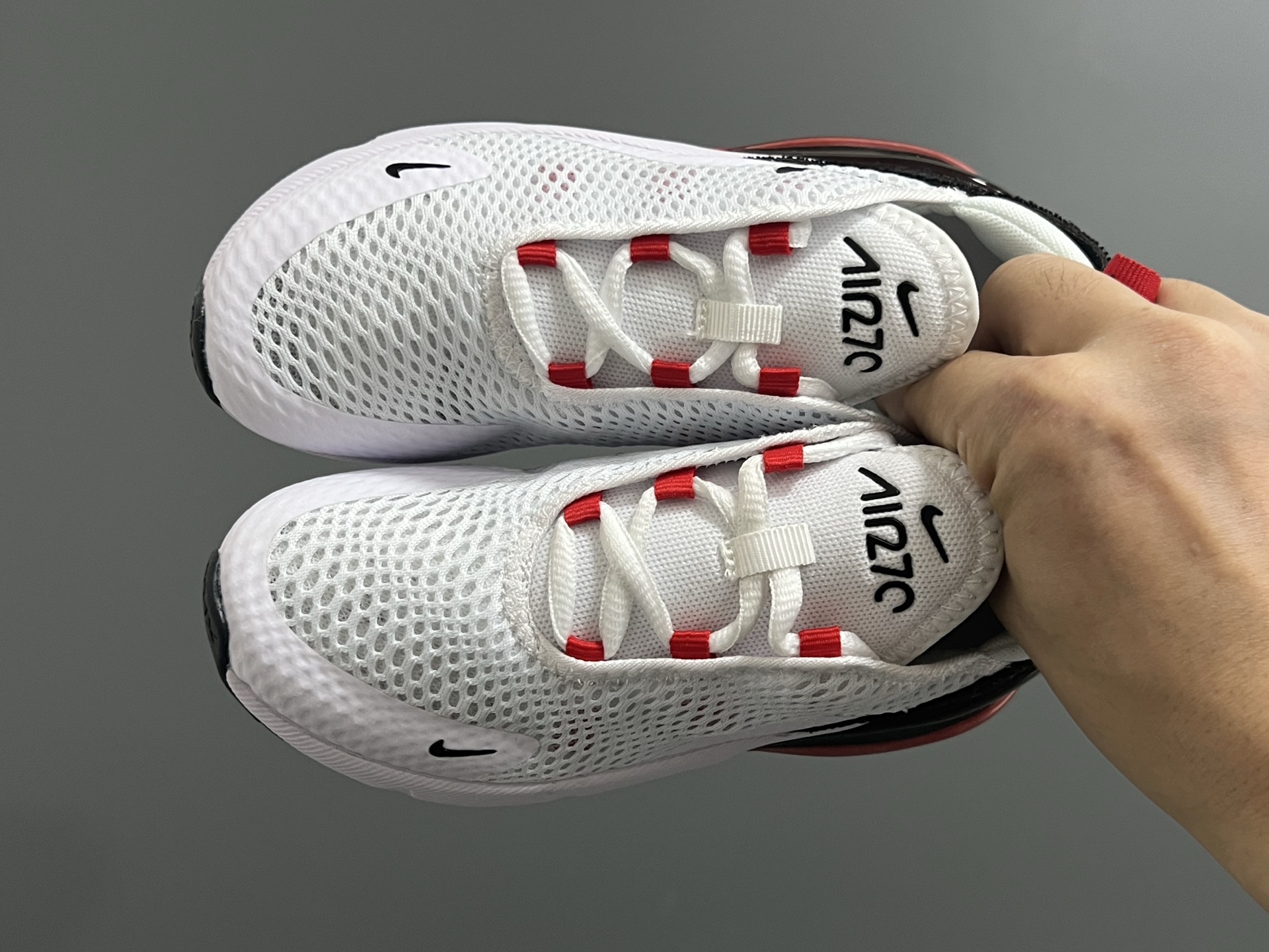 NK新款270网面儿童运动鞋 尺码：26-37码 经典270气垫款式🆕 网面透气拼接☁️ 真实气垫填充，脚感超赞👍🏻 质感满满💯-选品中心