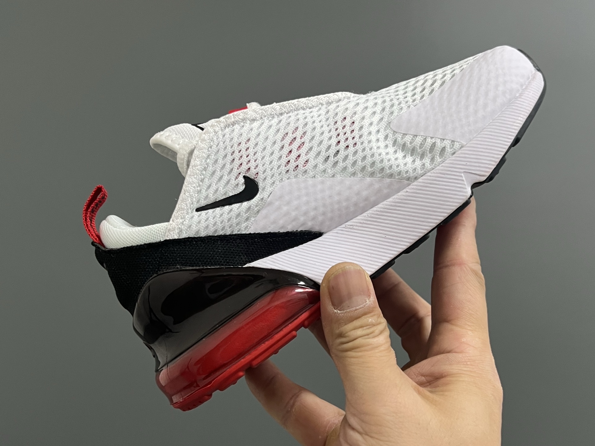 图片[7]-NK新款270网面儿童运动鞋 尺码：26-37码 经典270气垫款式🆕 网面透气拼接☁️ 真实气垫填充，脚感超赞👍🏻 质感满满💯-选品中心