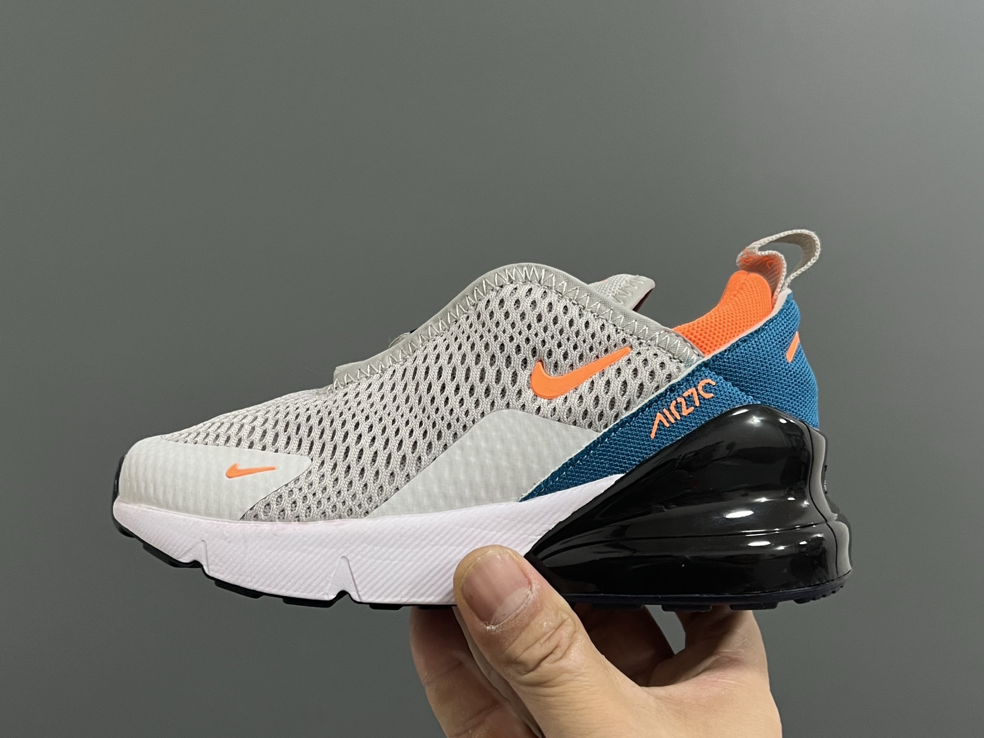 图片[4]-NK新款270网面儿童运动鞋 尺码：26-37码 经典270气垫款式🆕 网面透气拼接☁️ 真实气垫填充，脚感超赞👍🏻 质感满满💯-选品中心