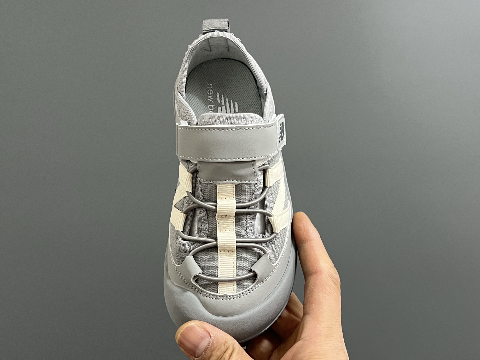 图片[8]-牛B新款K3205魔术贴户外儿童凉鞋 尺码：23-37码 韩国专柜同步新品🆕 包头款式设计，保护稚嫩脚丫🦶 魔术贴穿脱超便捷✌🏻 橡胶耐磨防滑大底👍🏻 潮童必备单品❤️-选品中心