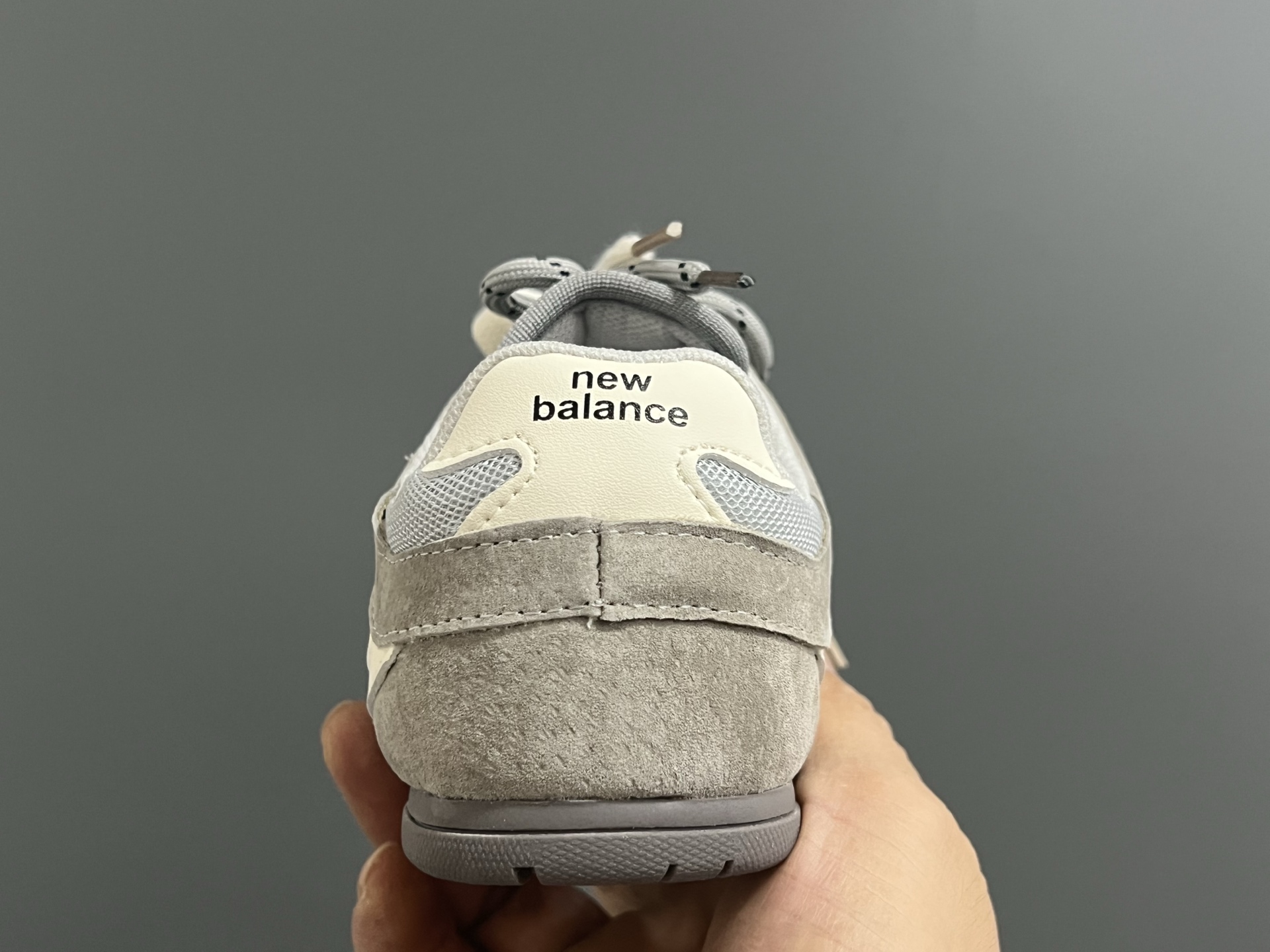 图片[7]-NB新款9060联名儿童魔术贴休闲鞋 尺码：24-37码 经典NB9060联名系列🆕 魔术贴设计，穿脱方便✌🏻 网面皮料拼接，质感满满💯 百搭又时髦款✨-选品中心