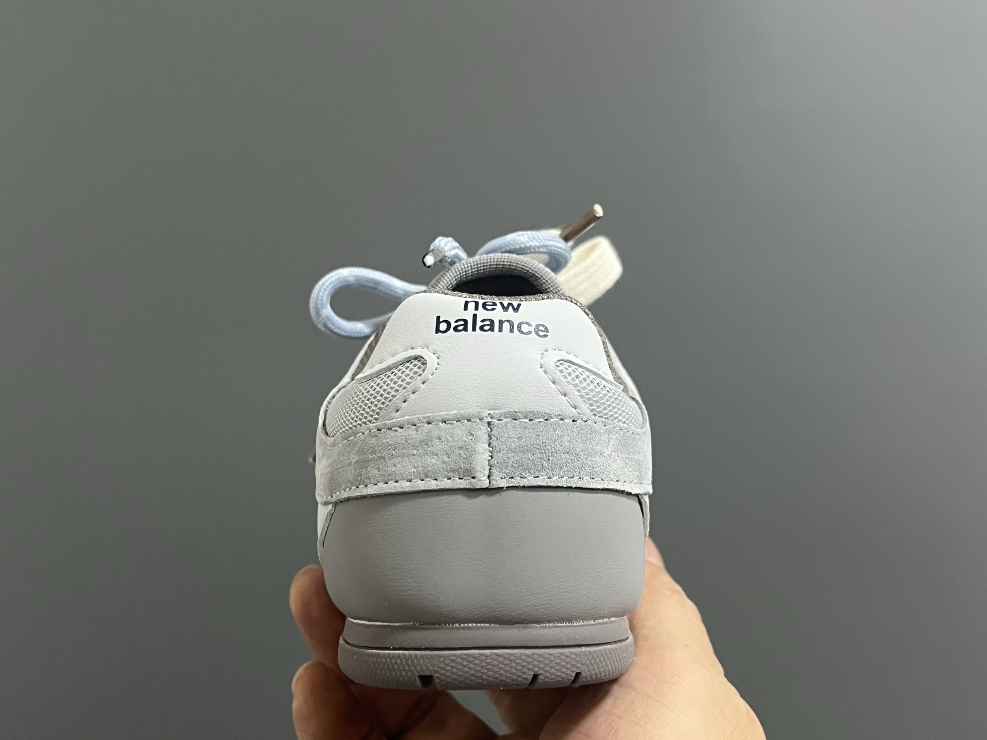 图片[7]-牛B新款9060联名儿童魔术贴休闲鞋 尺码：24-37码 经典NB9060联名系列🆕 魔术贴设计，穿脱方便✌🏻 网面皮料拼接，质感满满💯 百搭又时髦款✨-选品中心