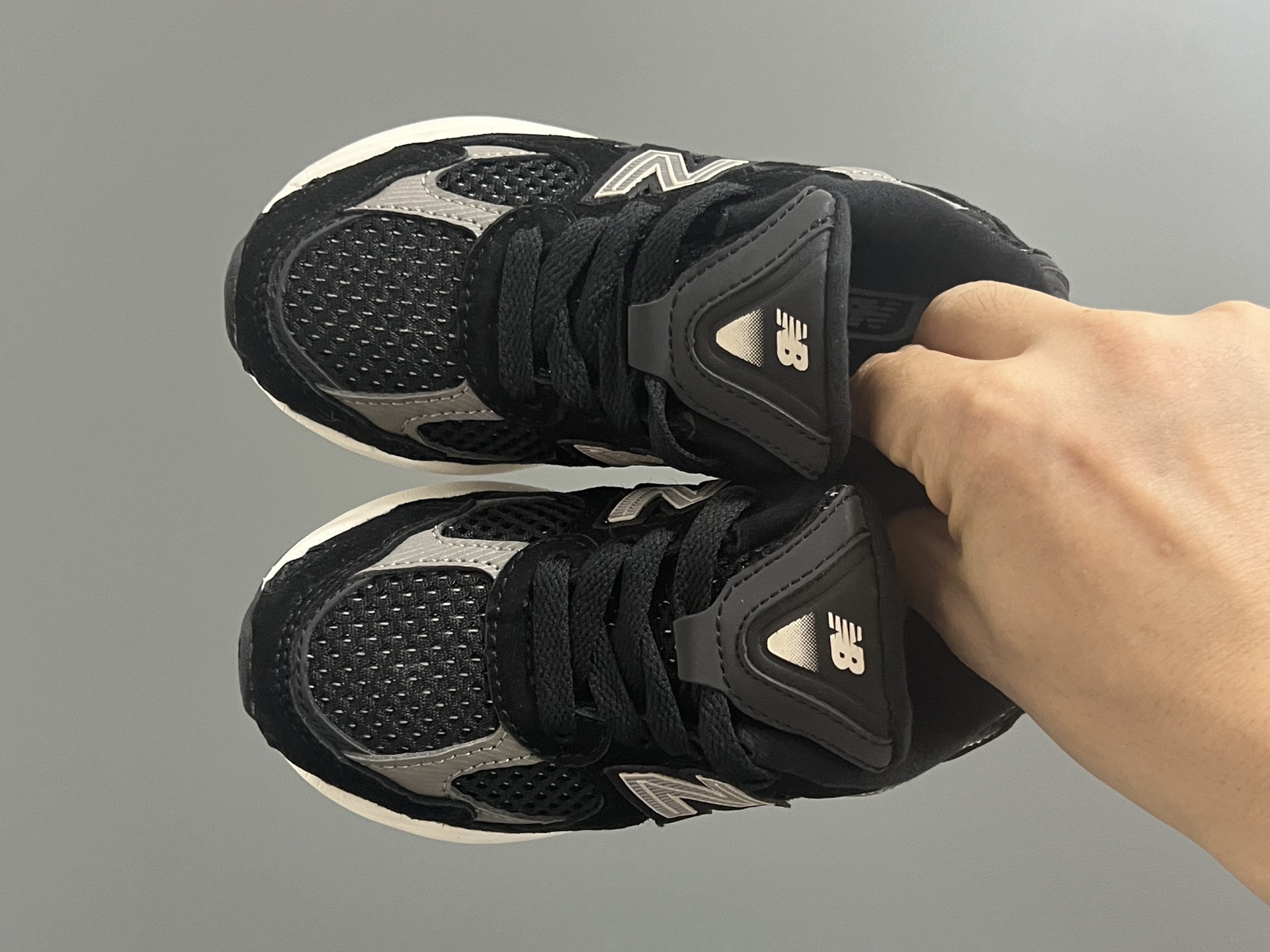 NB 2010网面鞋带款儿童老爹鞋24-36码 经典NB2010款式🆕 网面设计，透气舒适不闷脚☁️ 老爹款式，百搭又时髦✨-选品中心