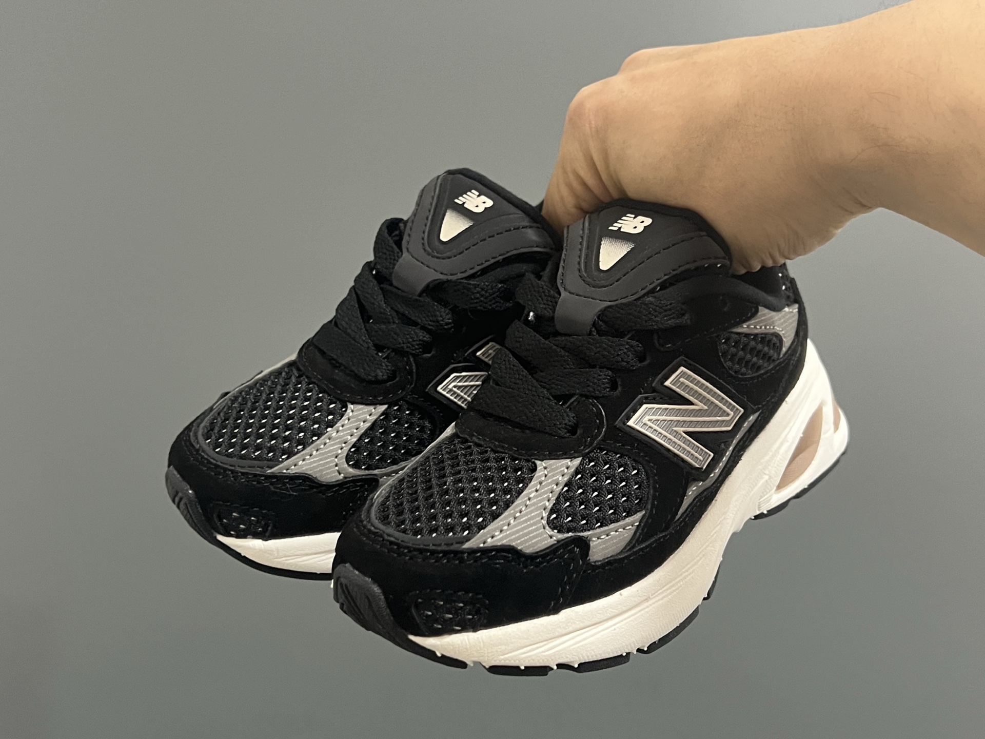 图片[2]-NB 2010网面鞋带款儿童老爹鞋24-36码 经典NB2010款式🆕 网面设计，透气舒适不闷脚☁️ 老爹款式，百搭又时髦✨-选品中心