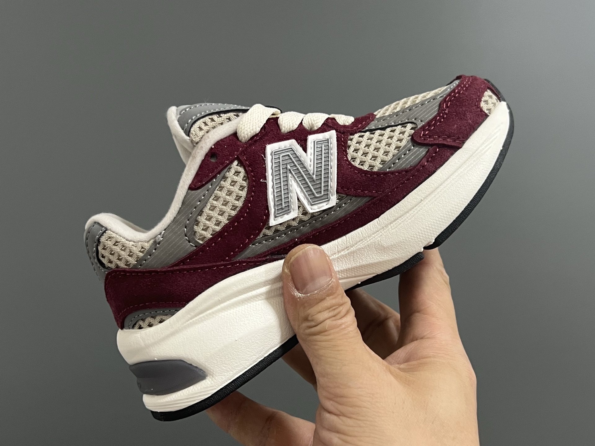 图片[6]-NB 2010网面鞋带款儿童老爹鞋24-36码 经典NB2010款式🆕 网面设计，透气舒适不闷脚☁️ 老爹款式，百搭又时髦✨-选品中心