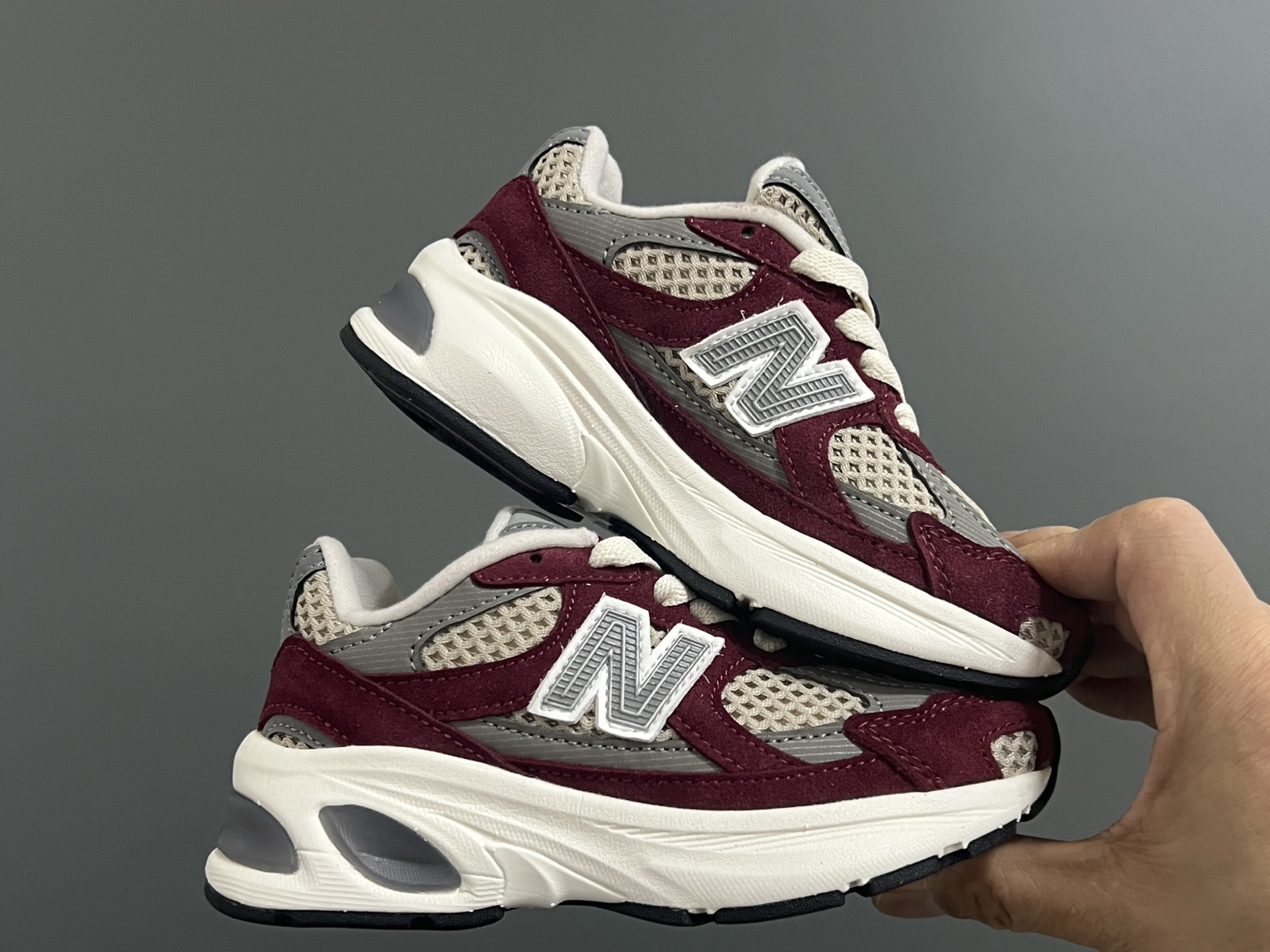 图片[9]-NB 2010网面鞋带款儿童老爹鞋24-36码 经典NB2010款式🆕 网面设计，透气舒适不闷脚☁️ 老爹款式，百搭又时髦✨-选品中心