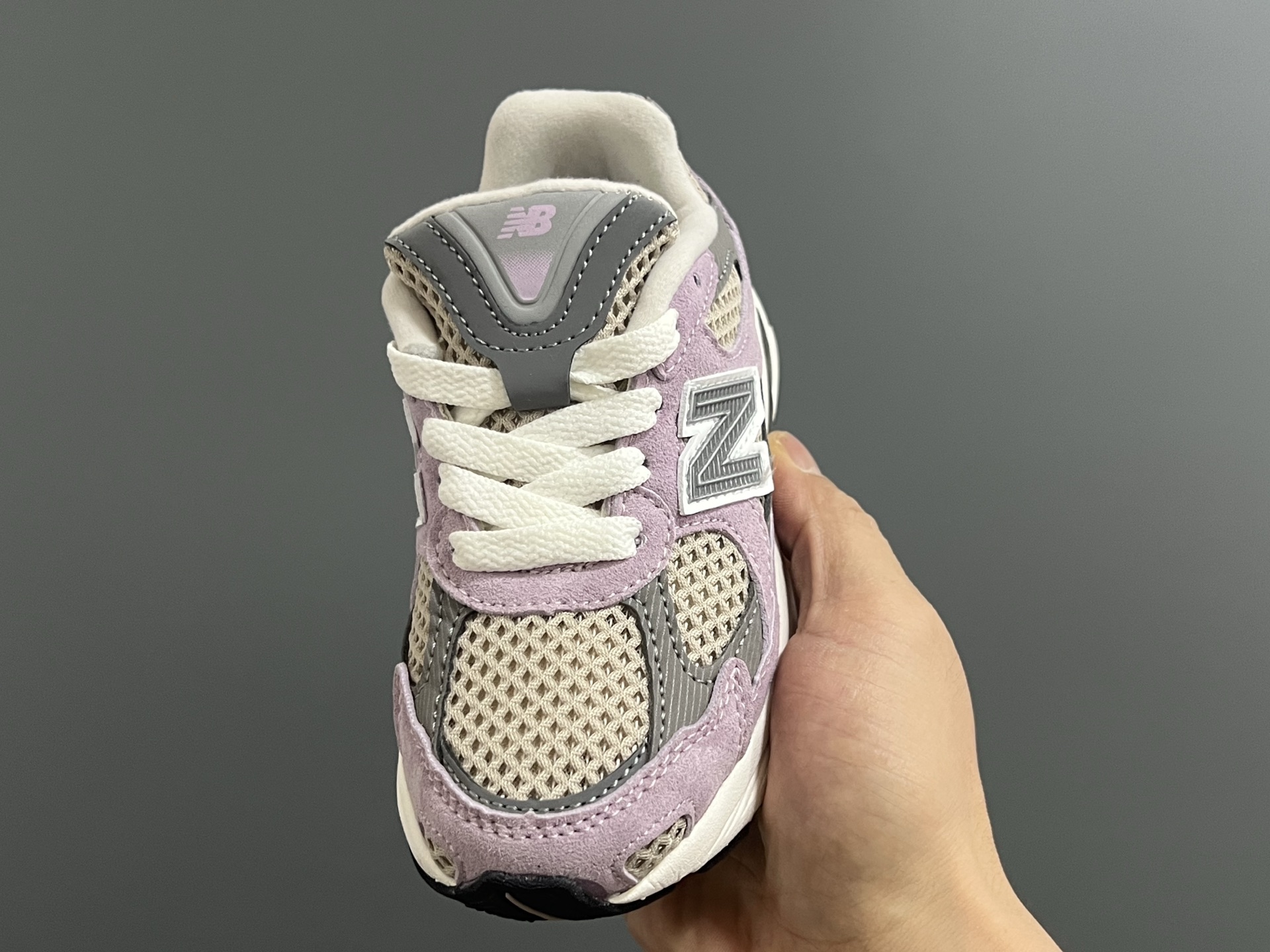 图片[3]-牛B新款2010网面鞋带款儿童老爹鞋 尺码：24-36码 经典NB2010款式🆕 网面设计，透气舒适不闷脚☁️ 老爹款式，百搭又时髦✨-选品中心